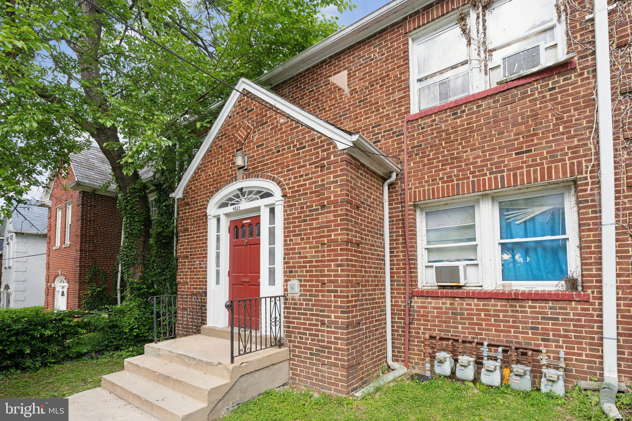 4825 3RD STREET NW