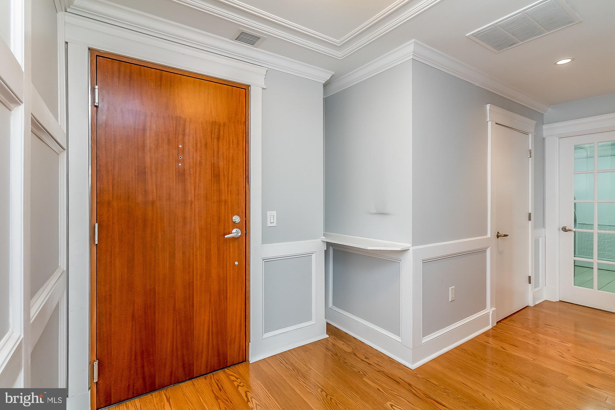 HARBOR EAST - Residential