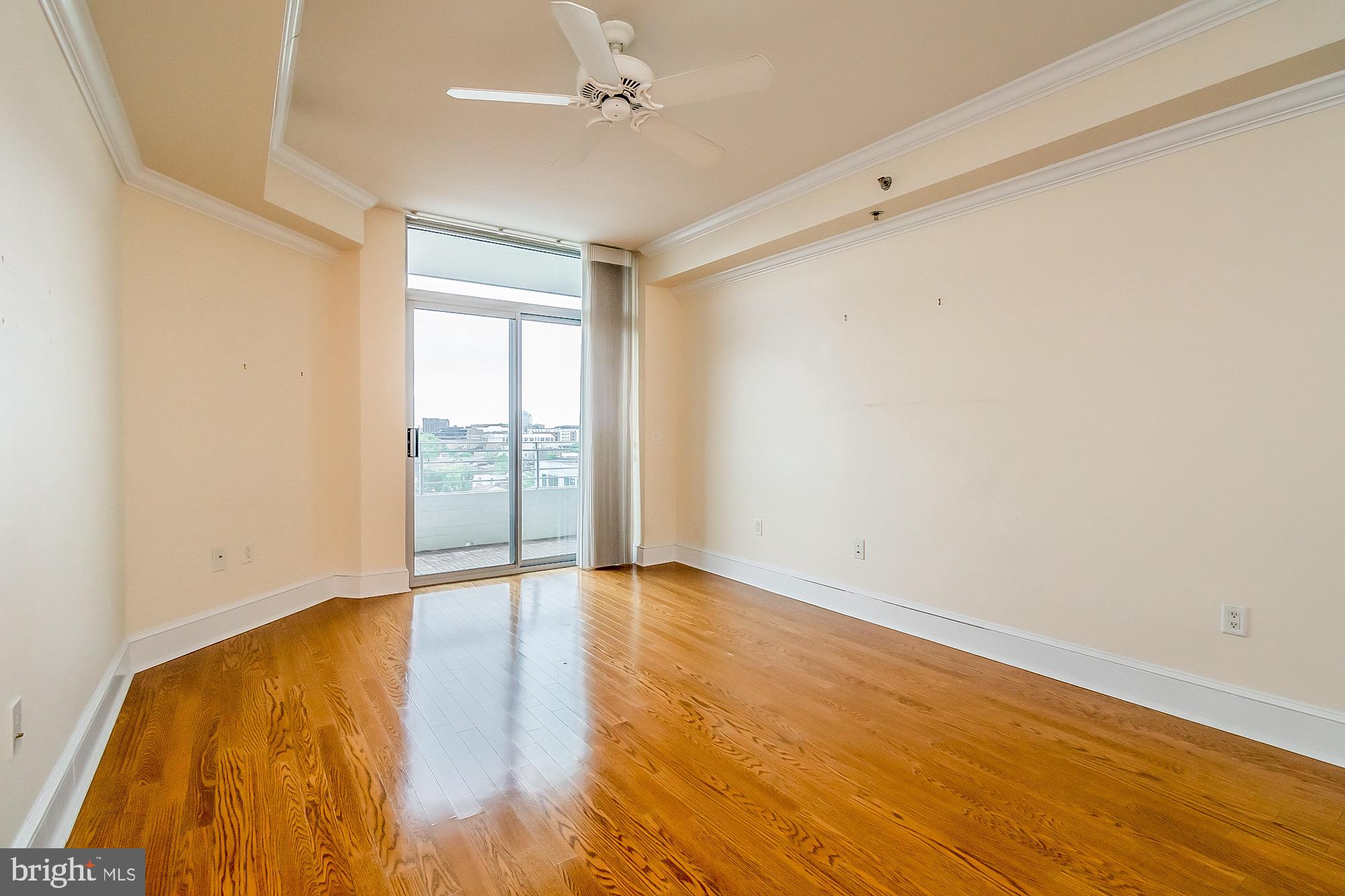 HARBOR EAST - Residential