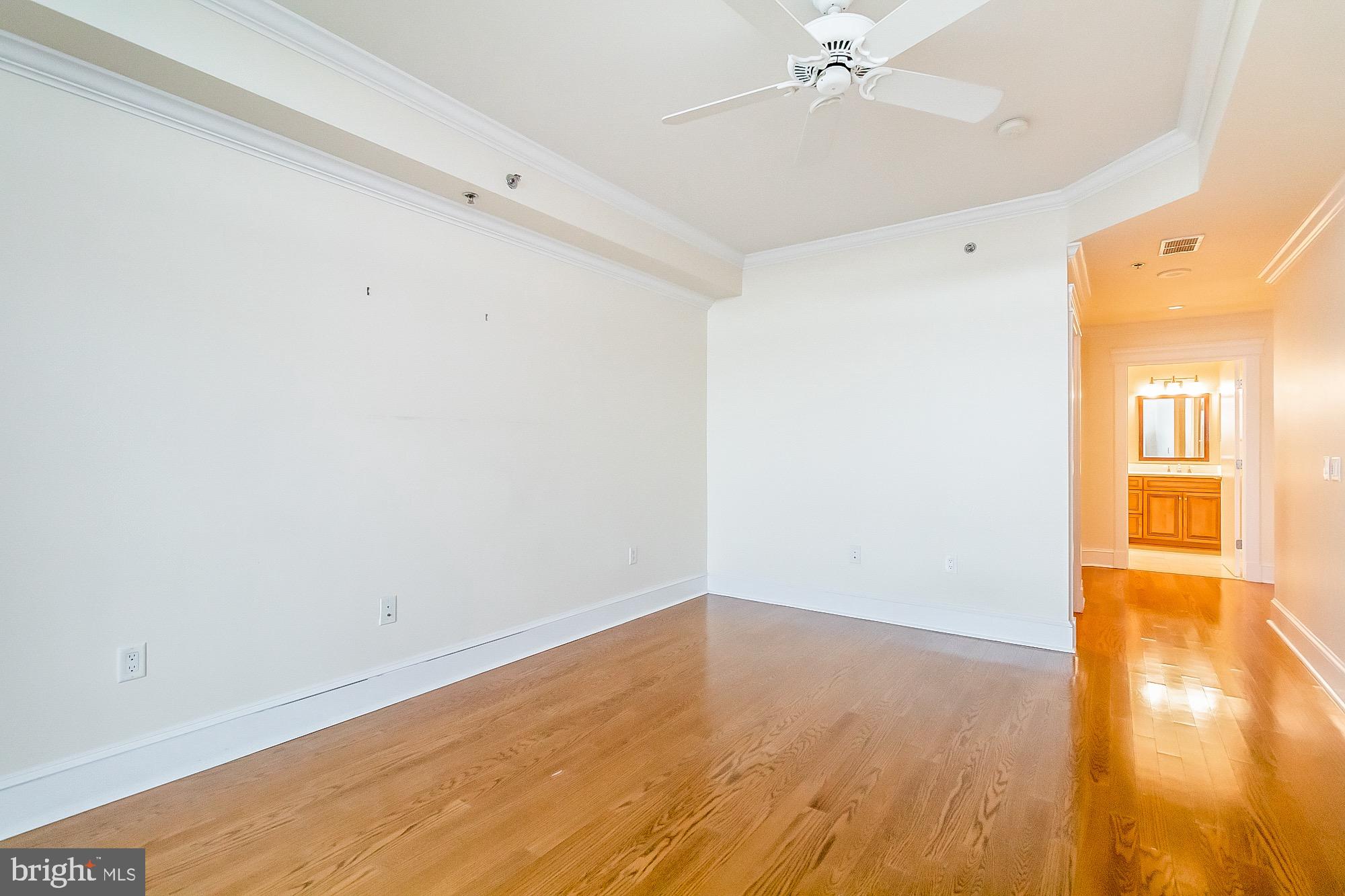 HARBOR EAST - Residential