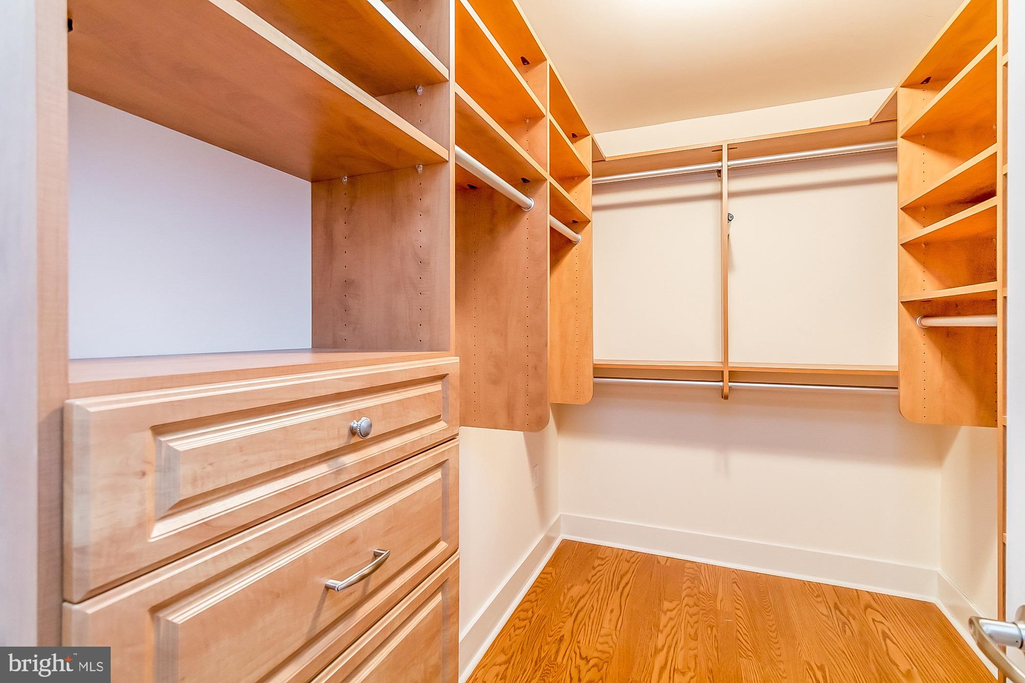 HARBOR EAST - Residential