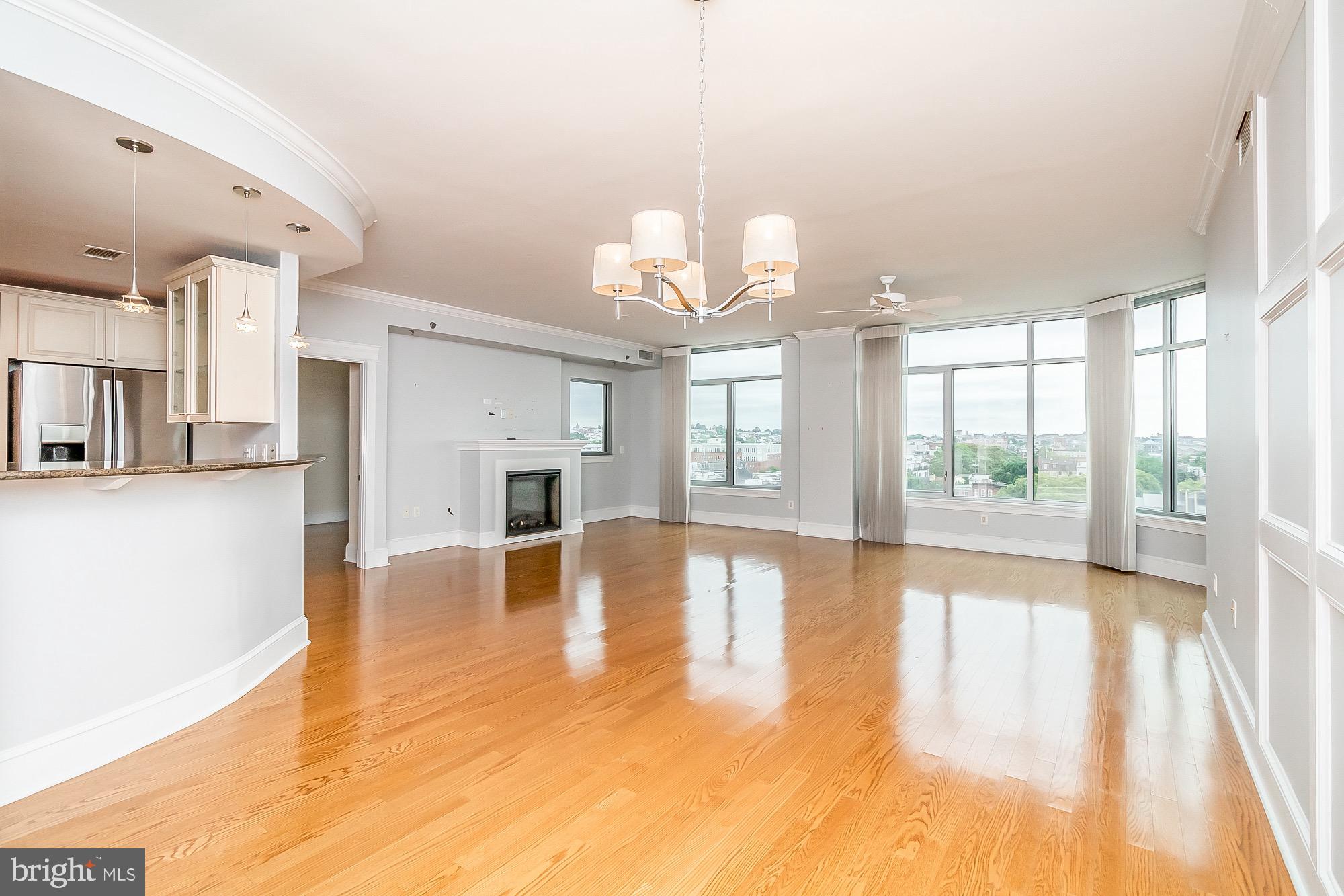 HARBOR EAST - Residential