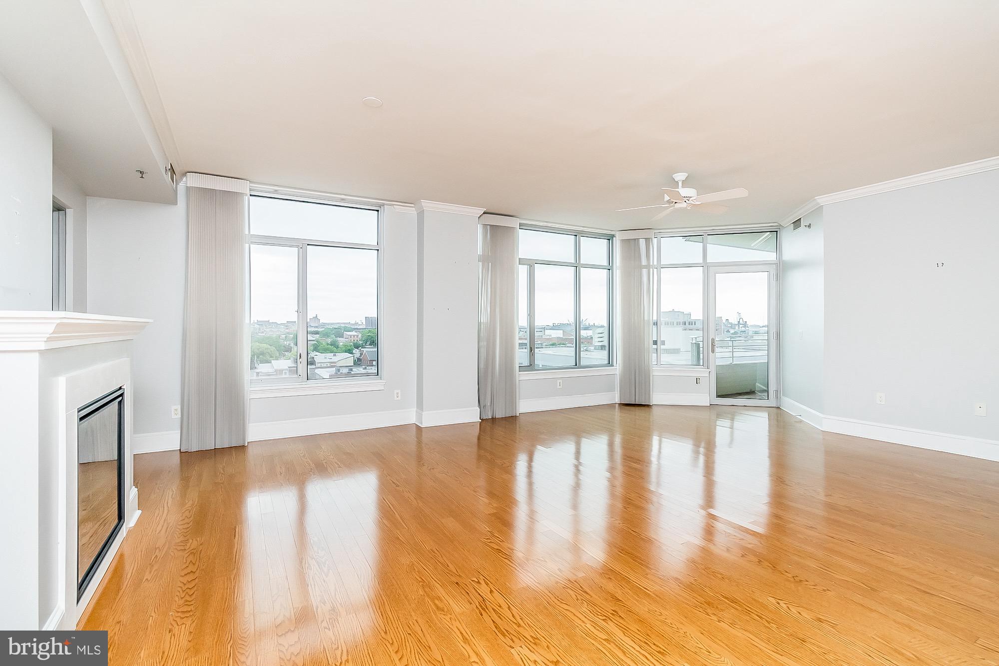 HARBOR EAST - Residential