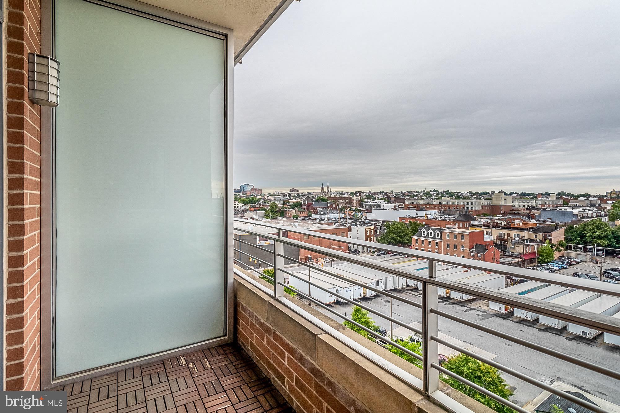 HARBOR EAST - Residential