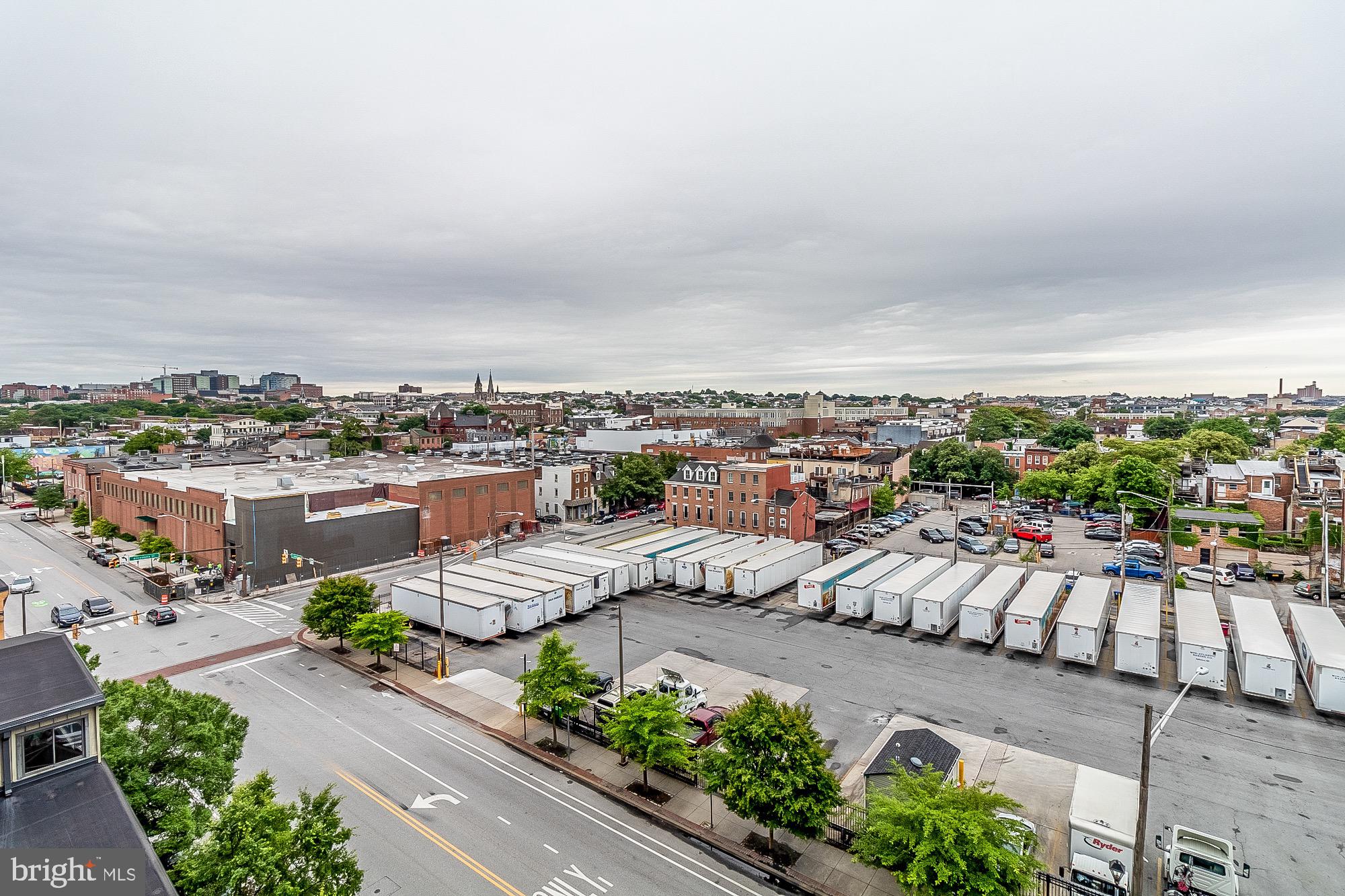 HARBOR EAST - Residential