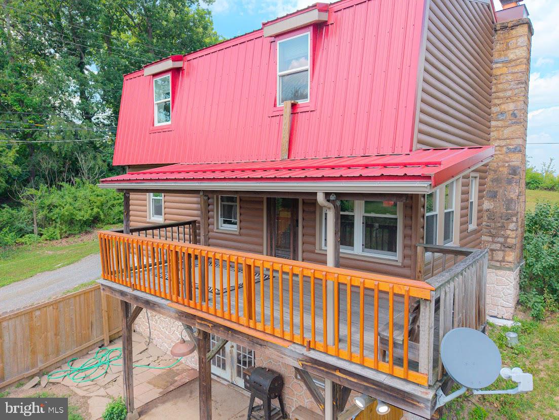 3311 VALLEY RAOD