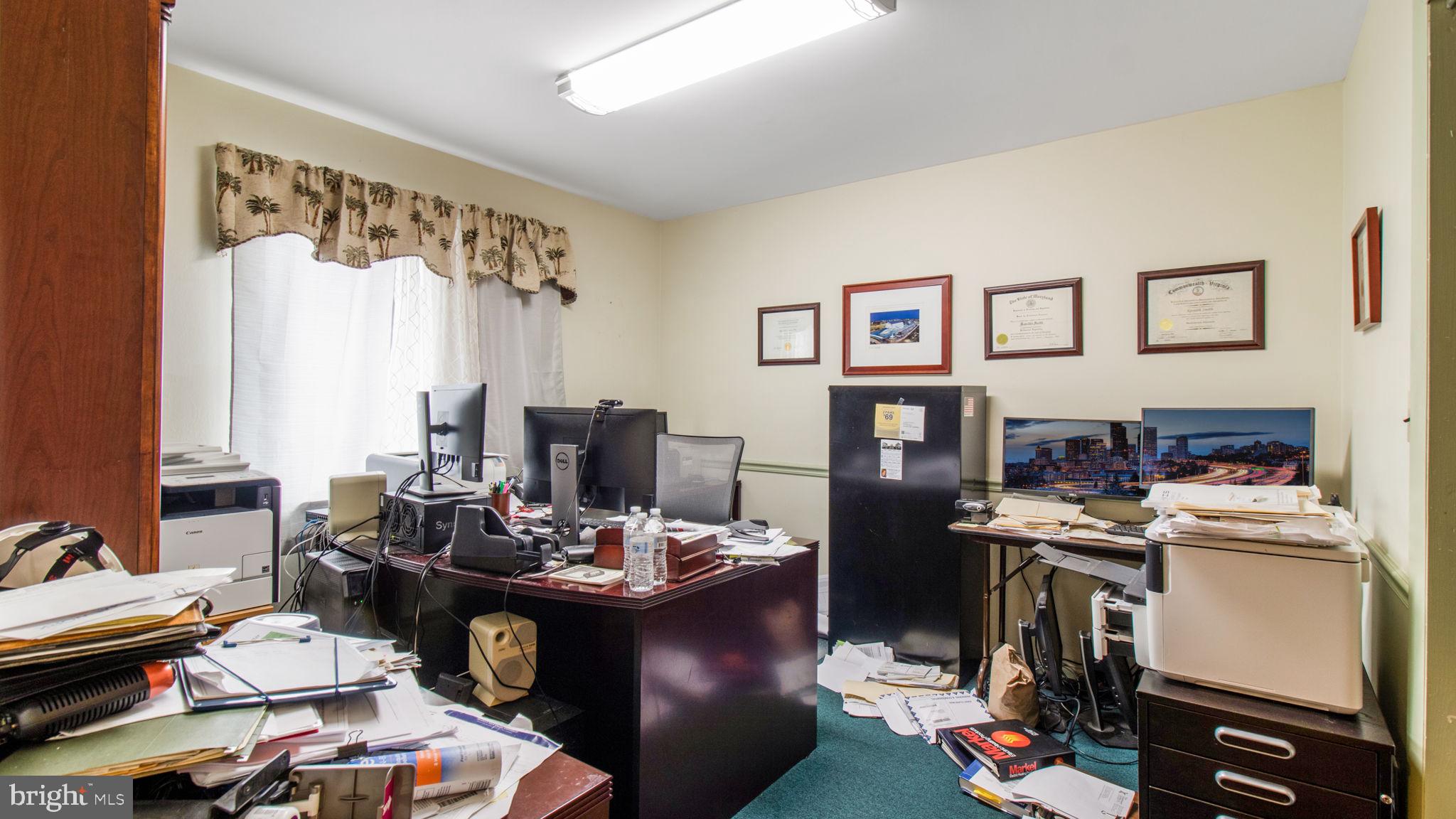 FAIRLAND ACRES - Residential