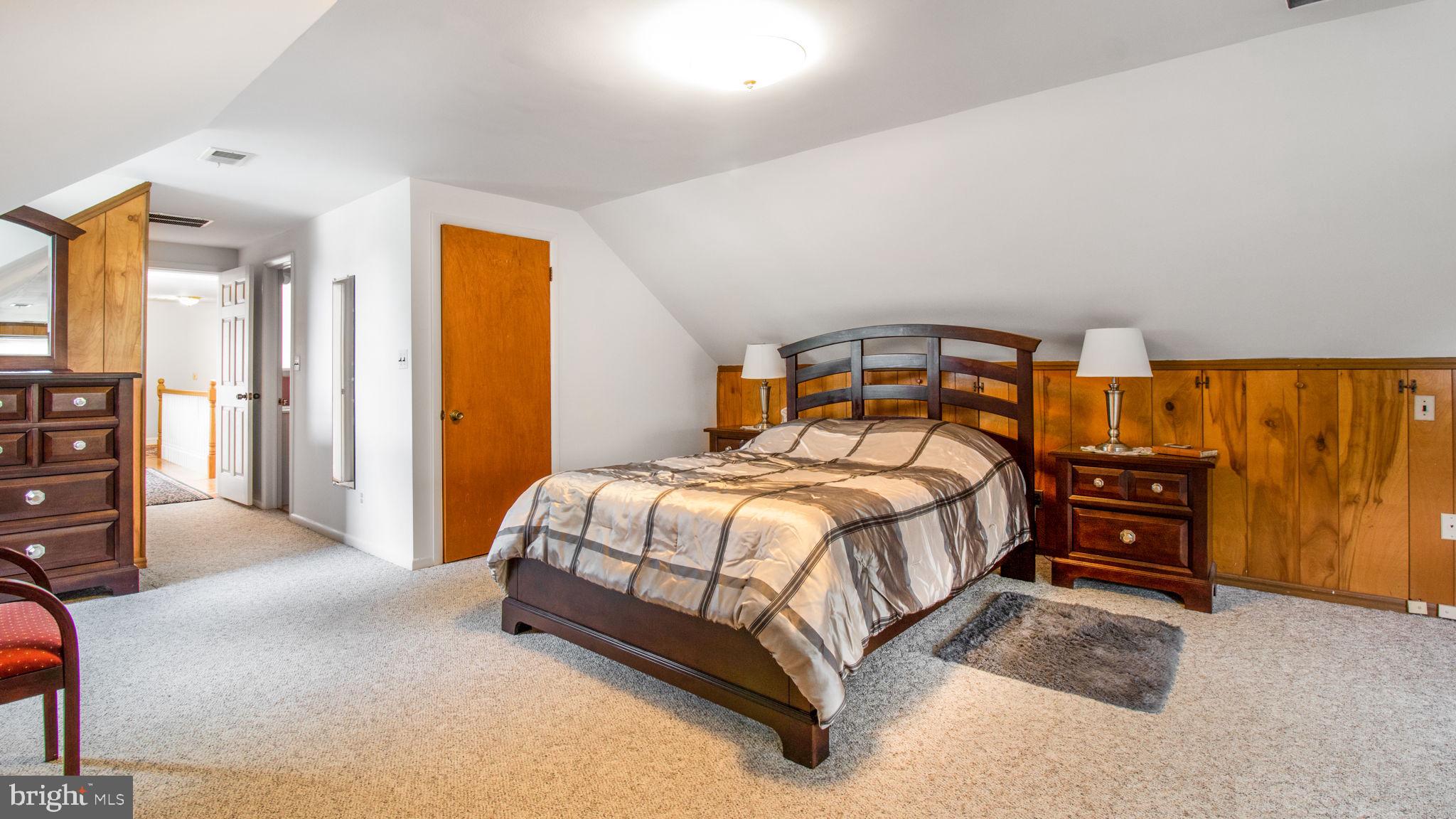 FAIRLAND ACRES - Residential