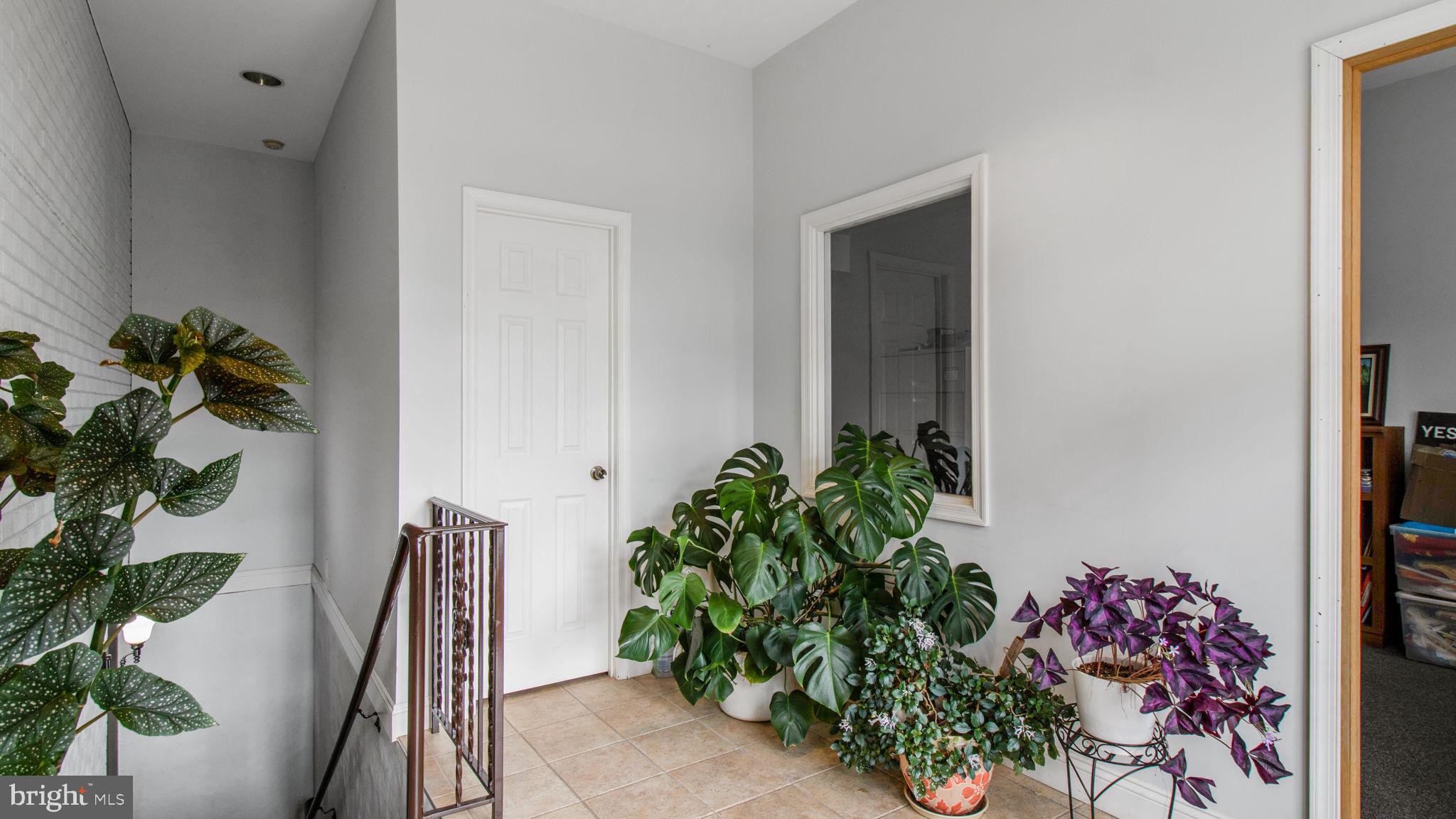 FAIRLAND ACRES - Residential