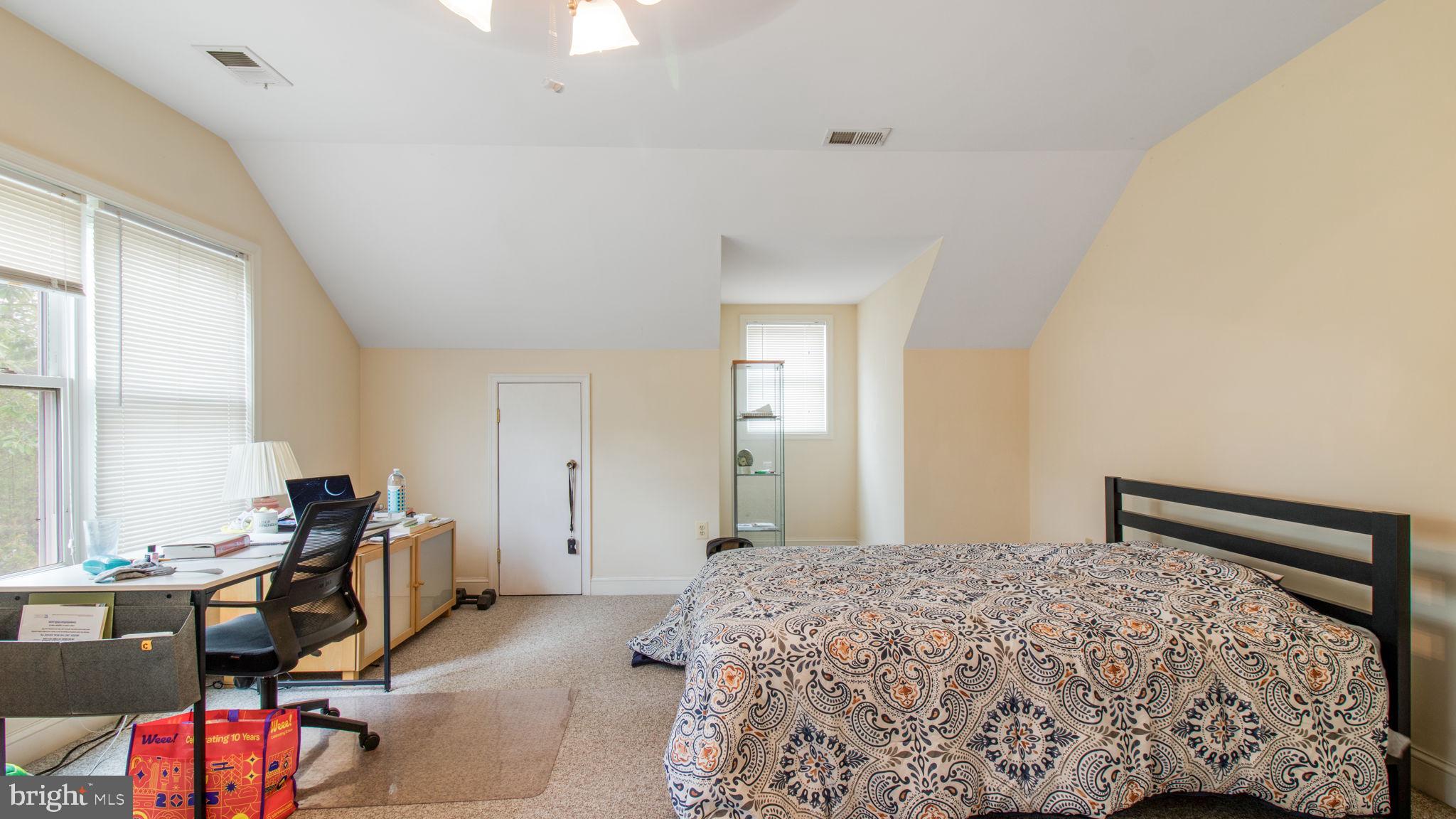 FAIRLAND ACRES - Residential