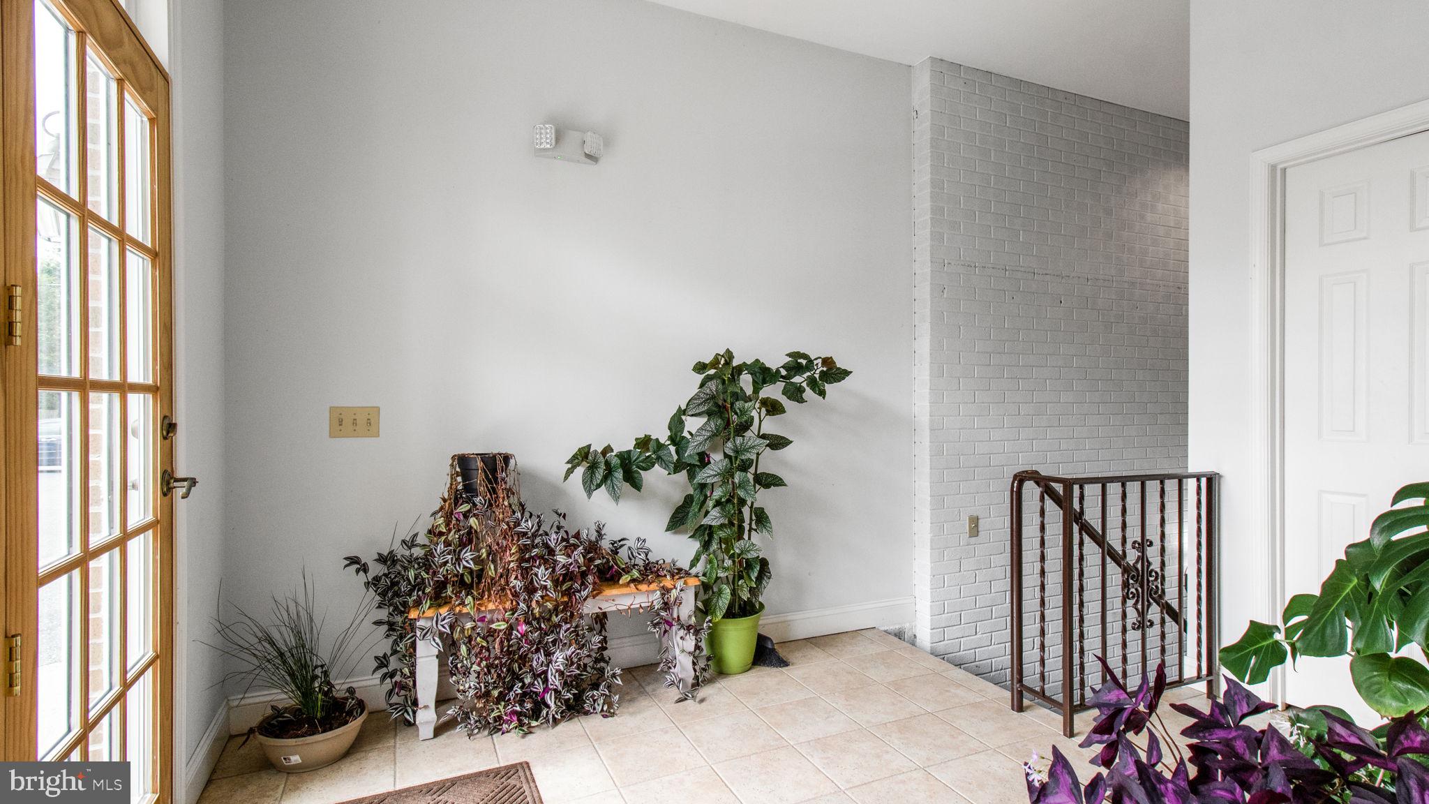 FAIRLAND ACRES - Residential