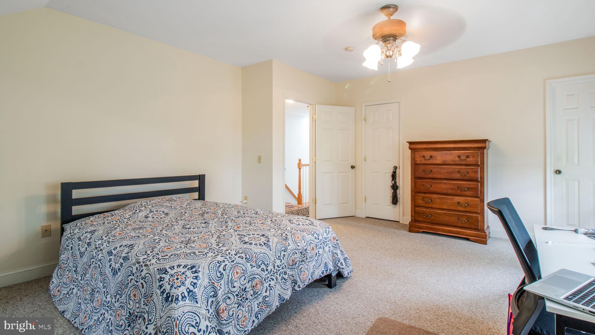 FAIRLAND ACRES - Residential