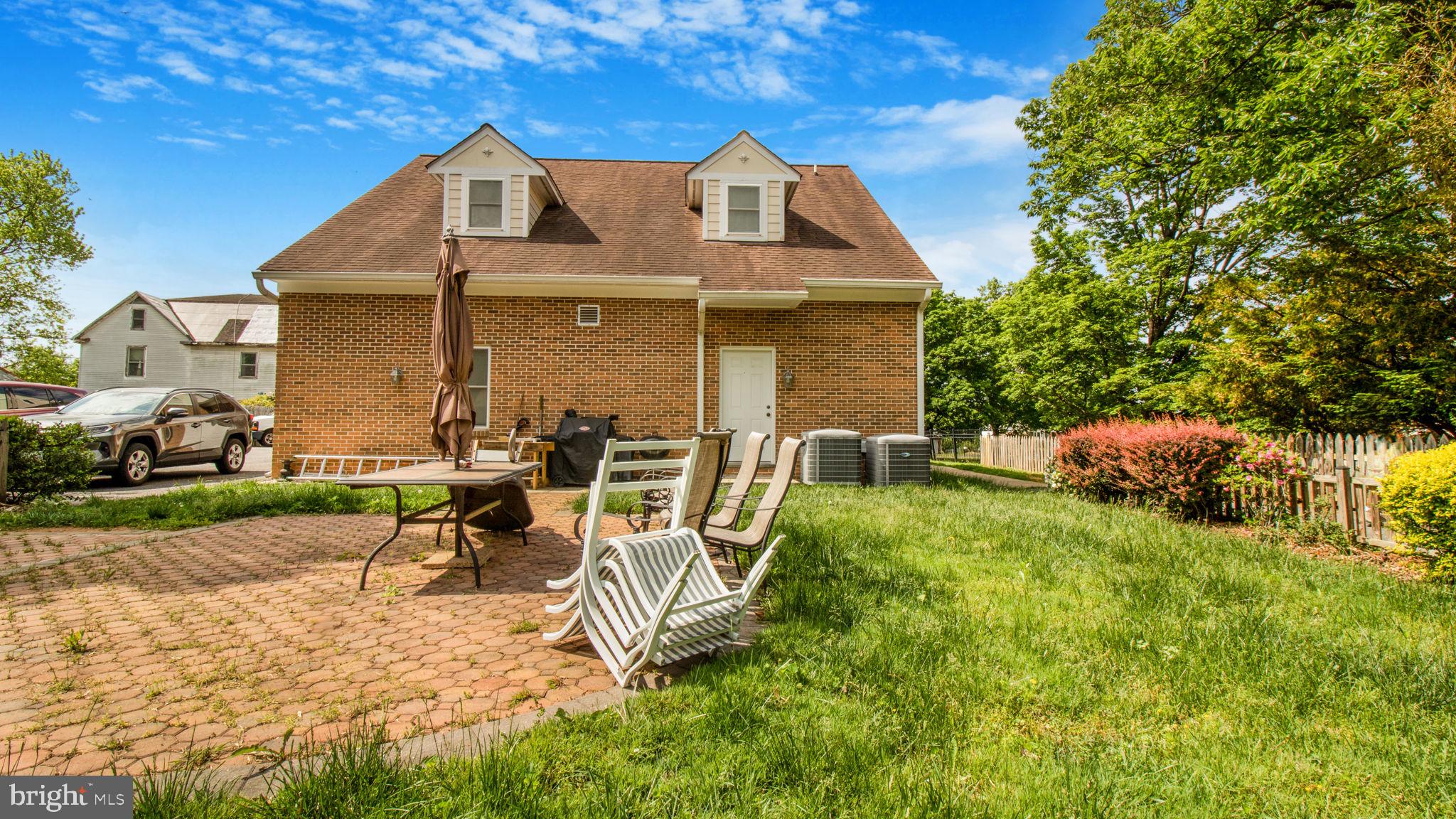 FAIRLAND ACRES - Residential