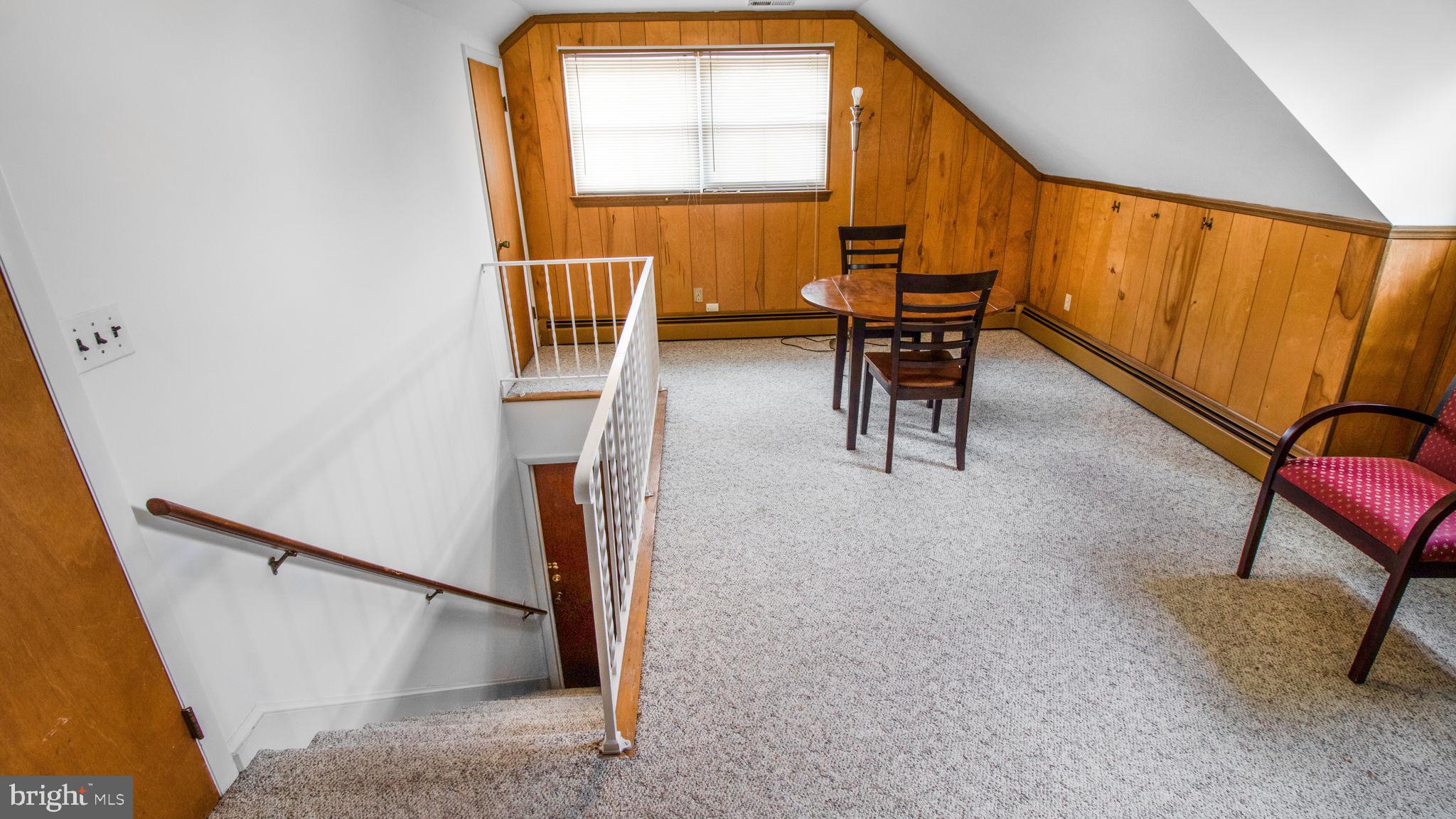 FAIRLAND ACRES - Residential