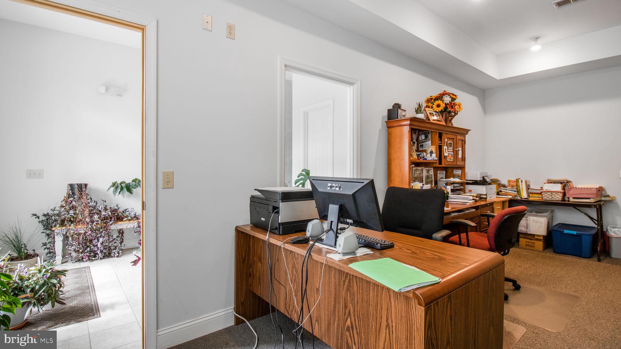 FAIRLAND ACRES - Residential