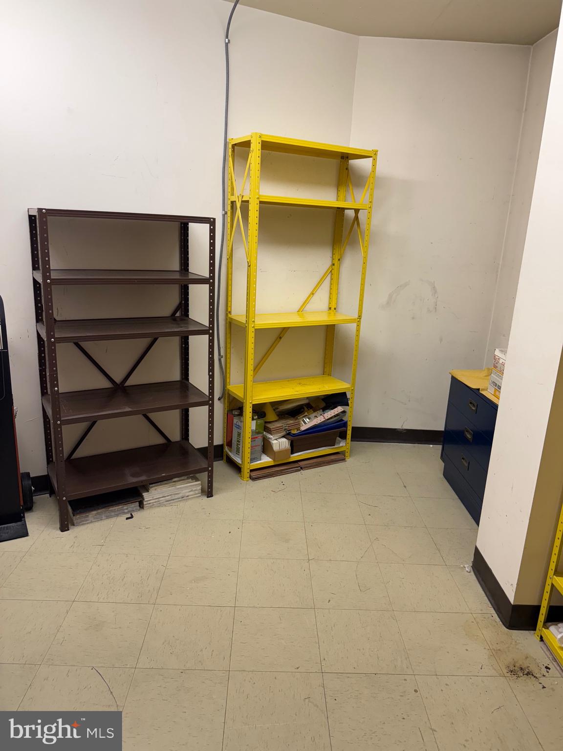 THE REPRESENTATIVE - Residential Lease