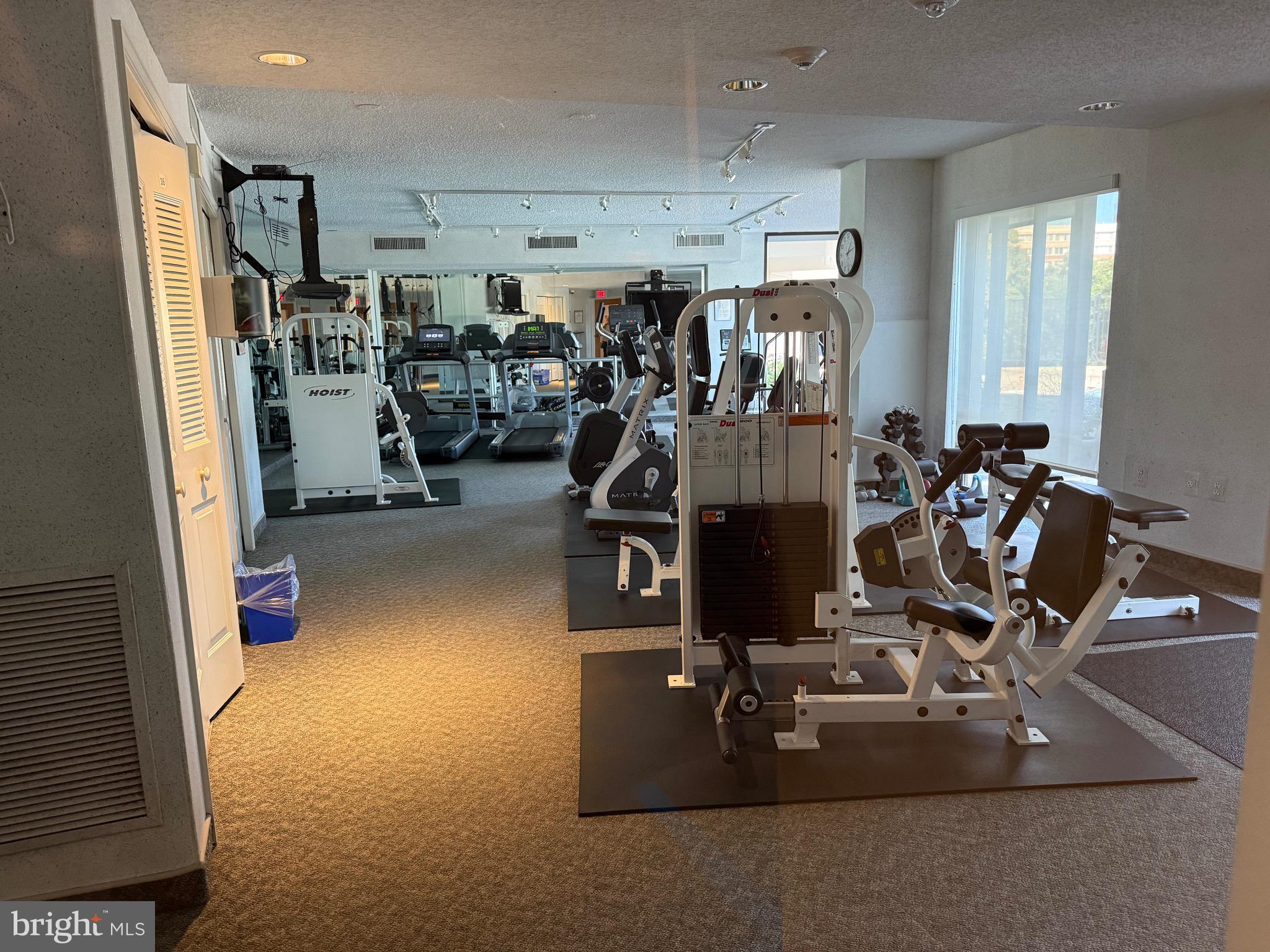 THE REPRESENTATIVE - Residential Lease