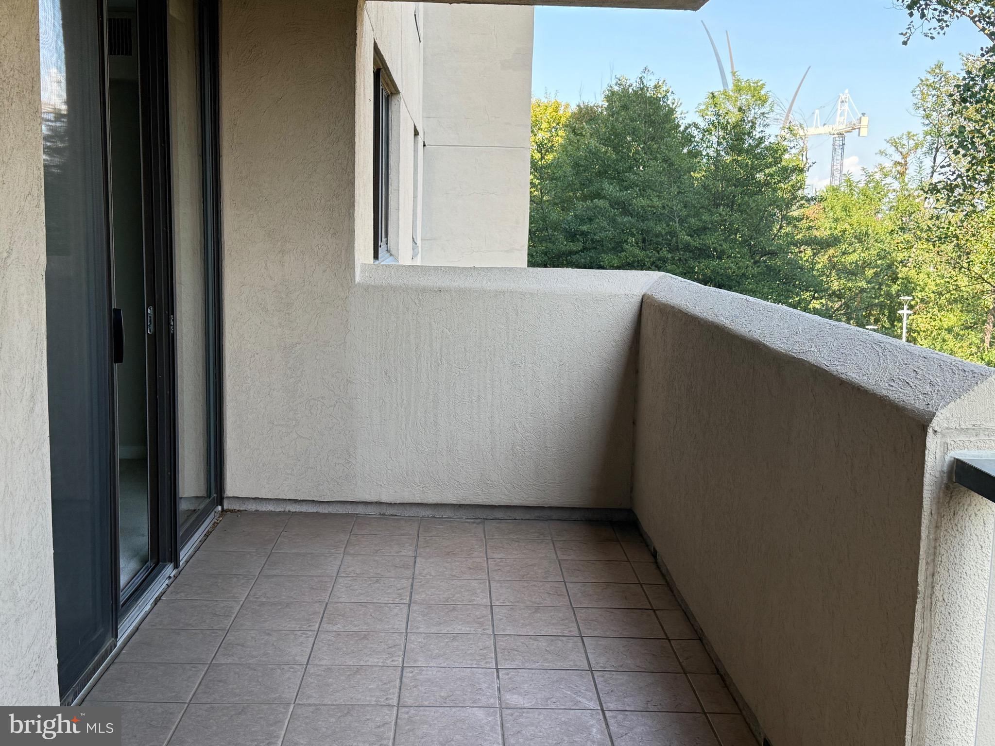 THE REPRESENTATIVE - Residential Lease