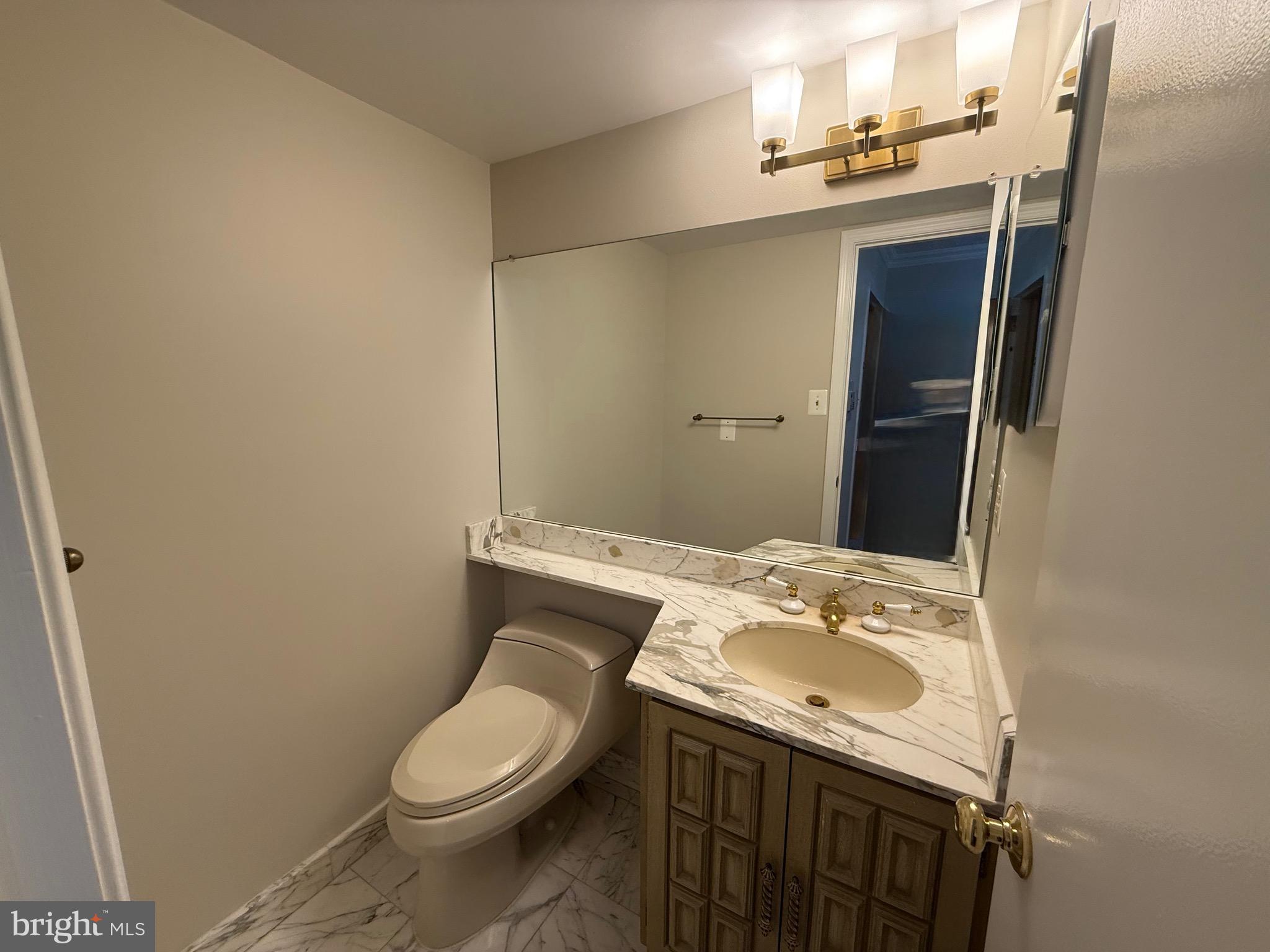 THE REPRESENTATIVE - Residential Lease