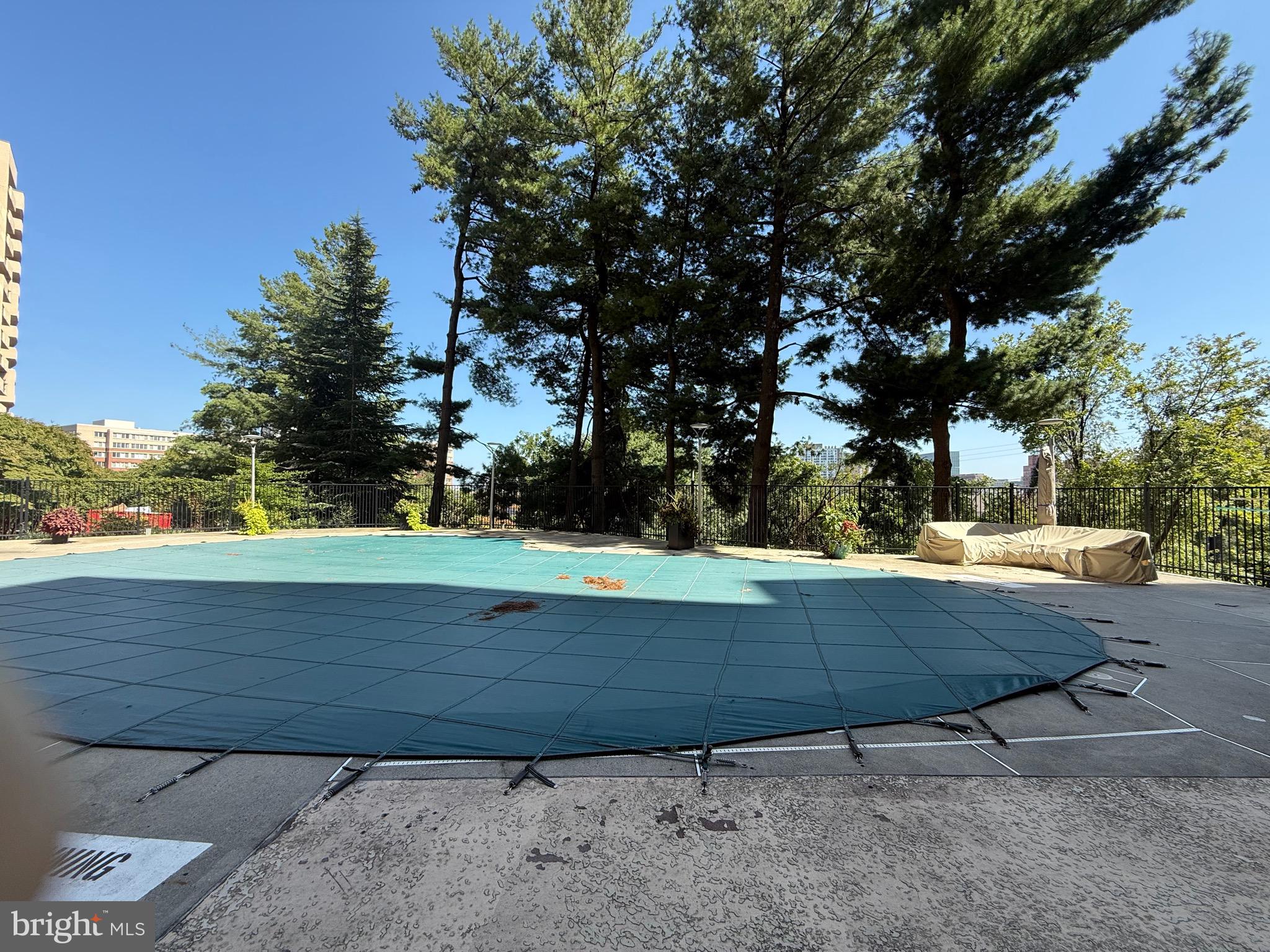 THE REPRESENTATIVE - Residential Lease