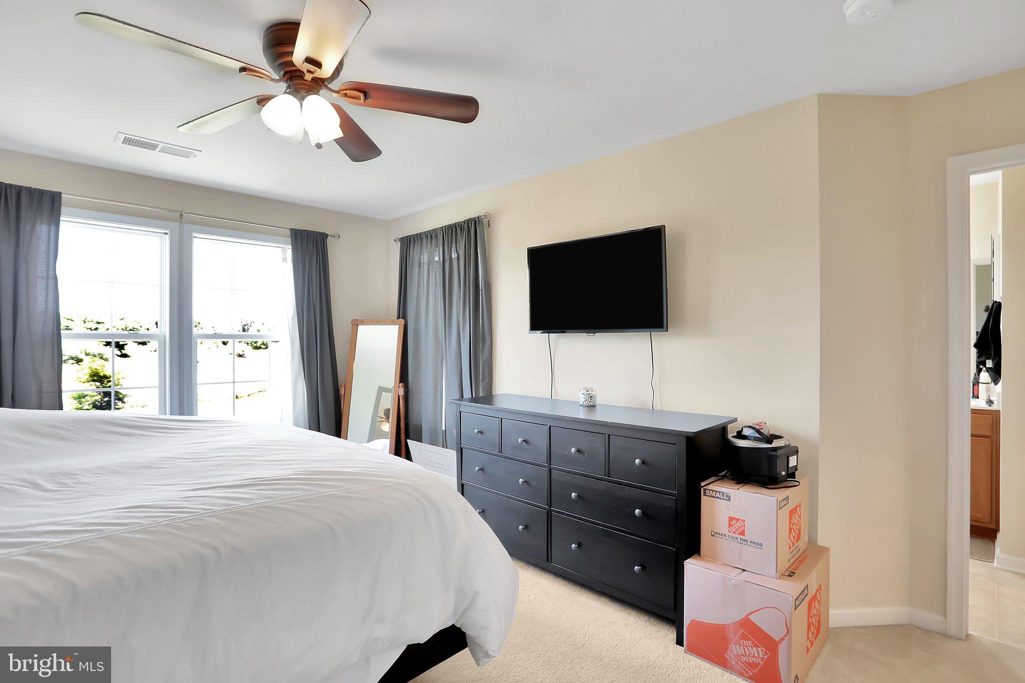 LAKELAND PLACE - Residential