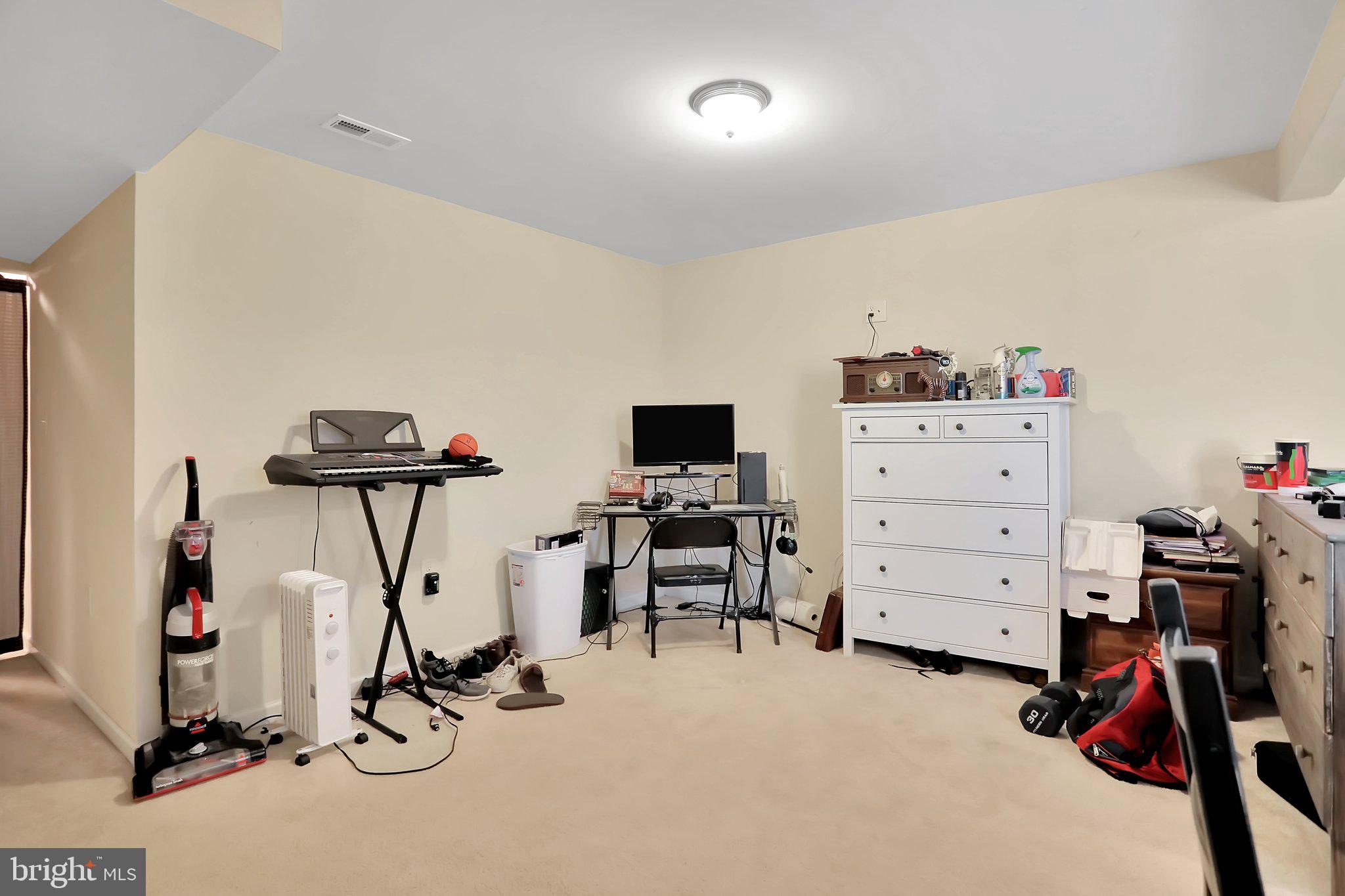 LAKELAND PLACE - Residential