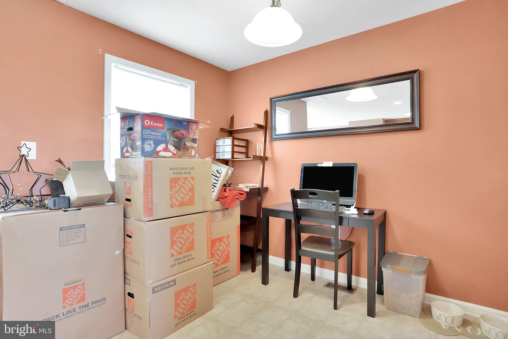 LAKELAND PLACE - Residential