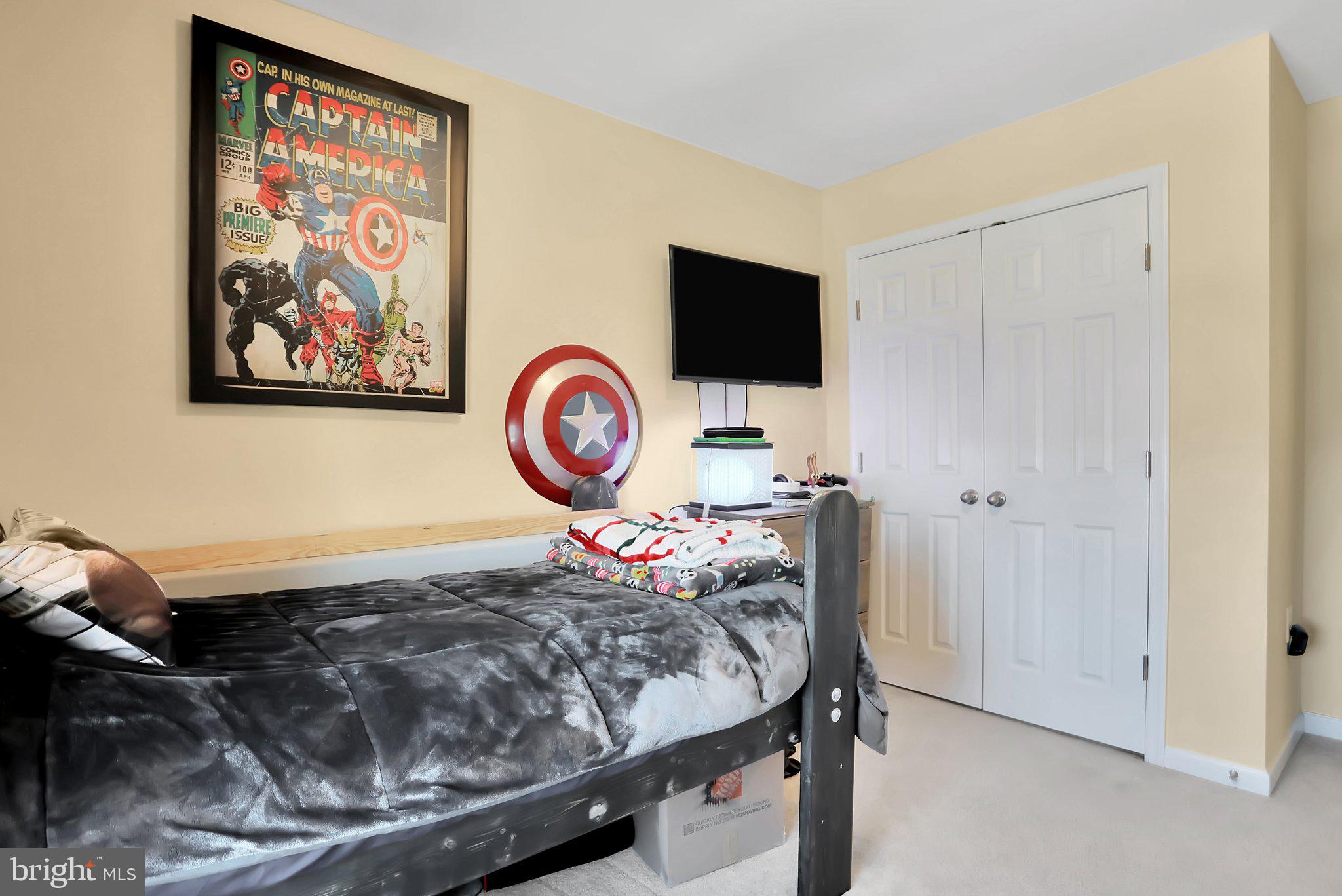 LAKELAND PLACE - Residential