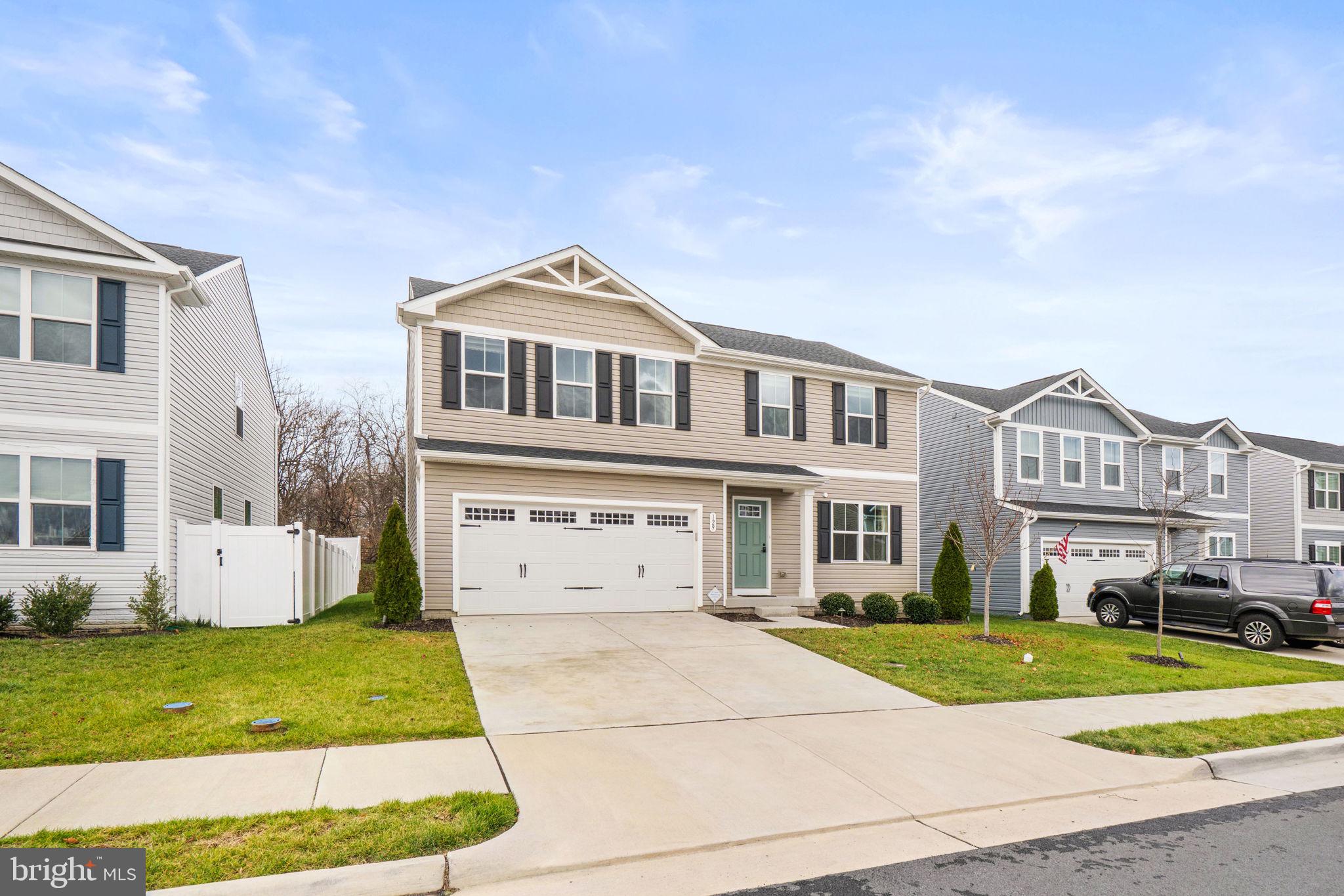 THE VILLAGE AT MIDDLETOWN - Residential