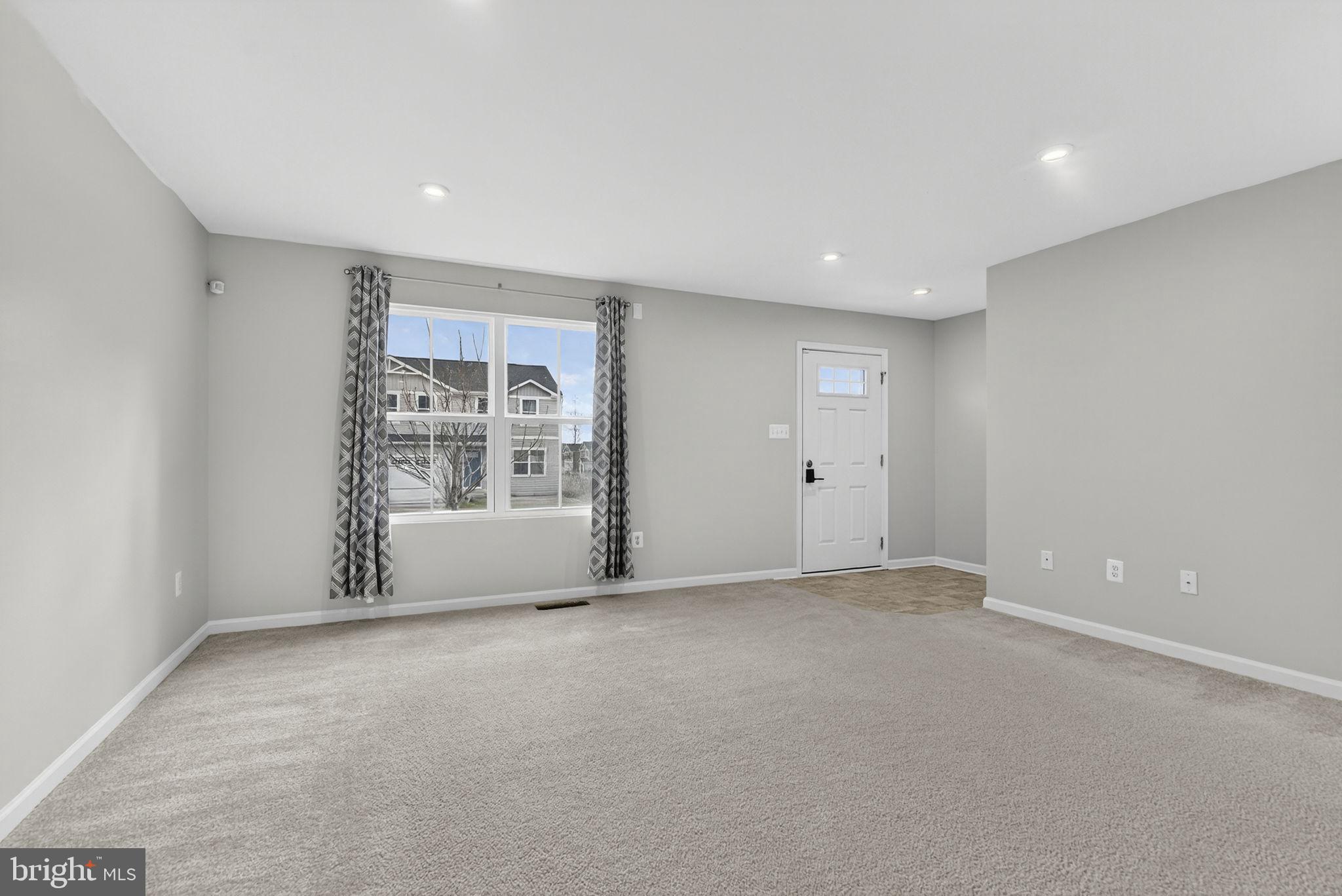 THE VILLAGE AT MIDDLETOWN - Residential