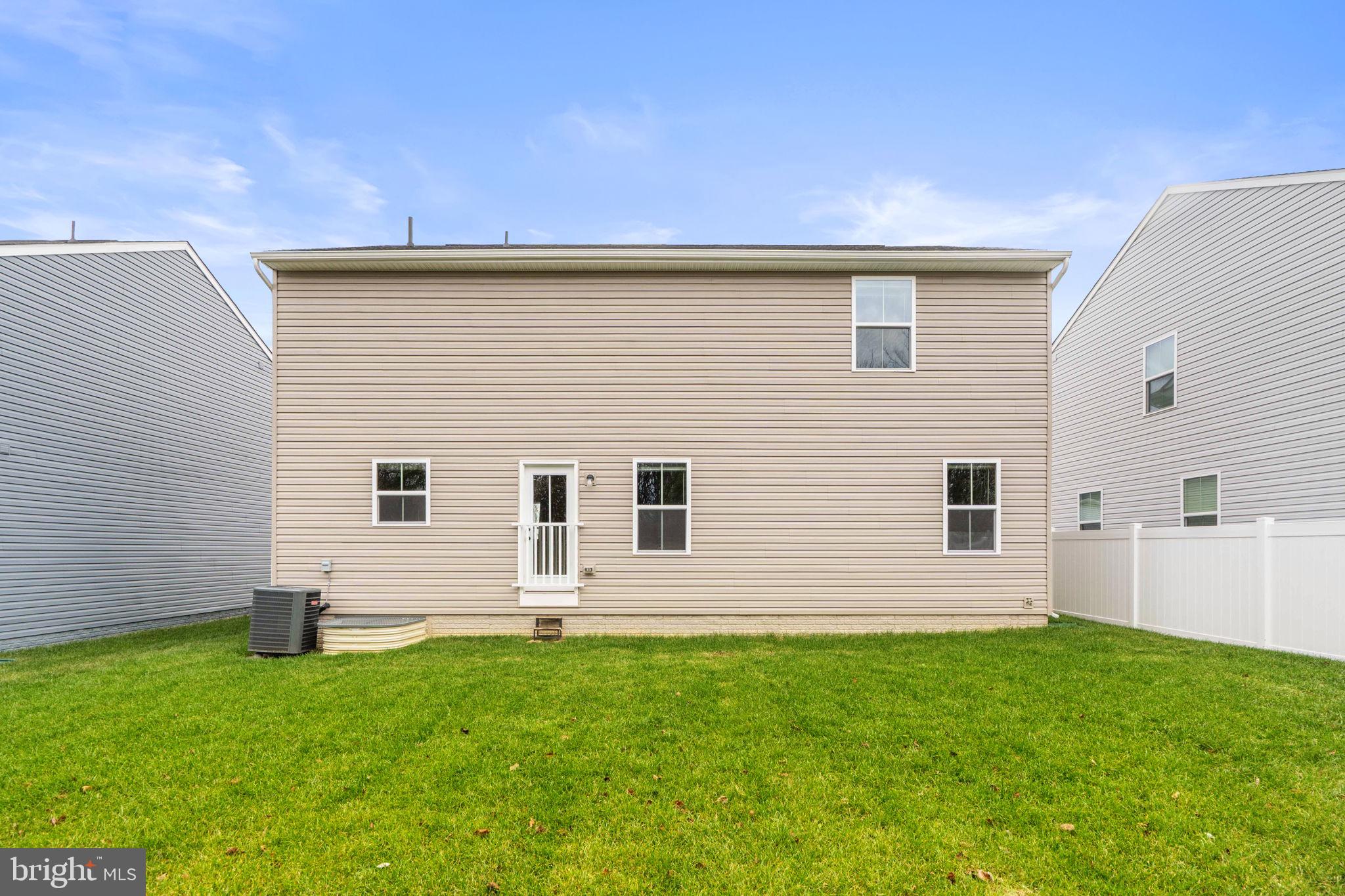 THE VILLAGE AT MIDDLETOWN - Residential