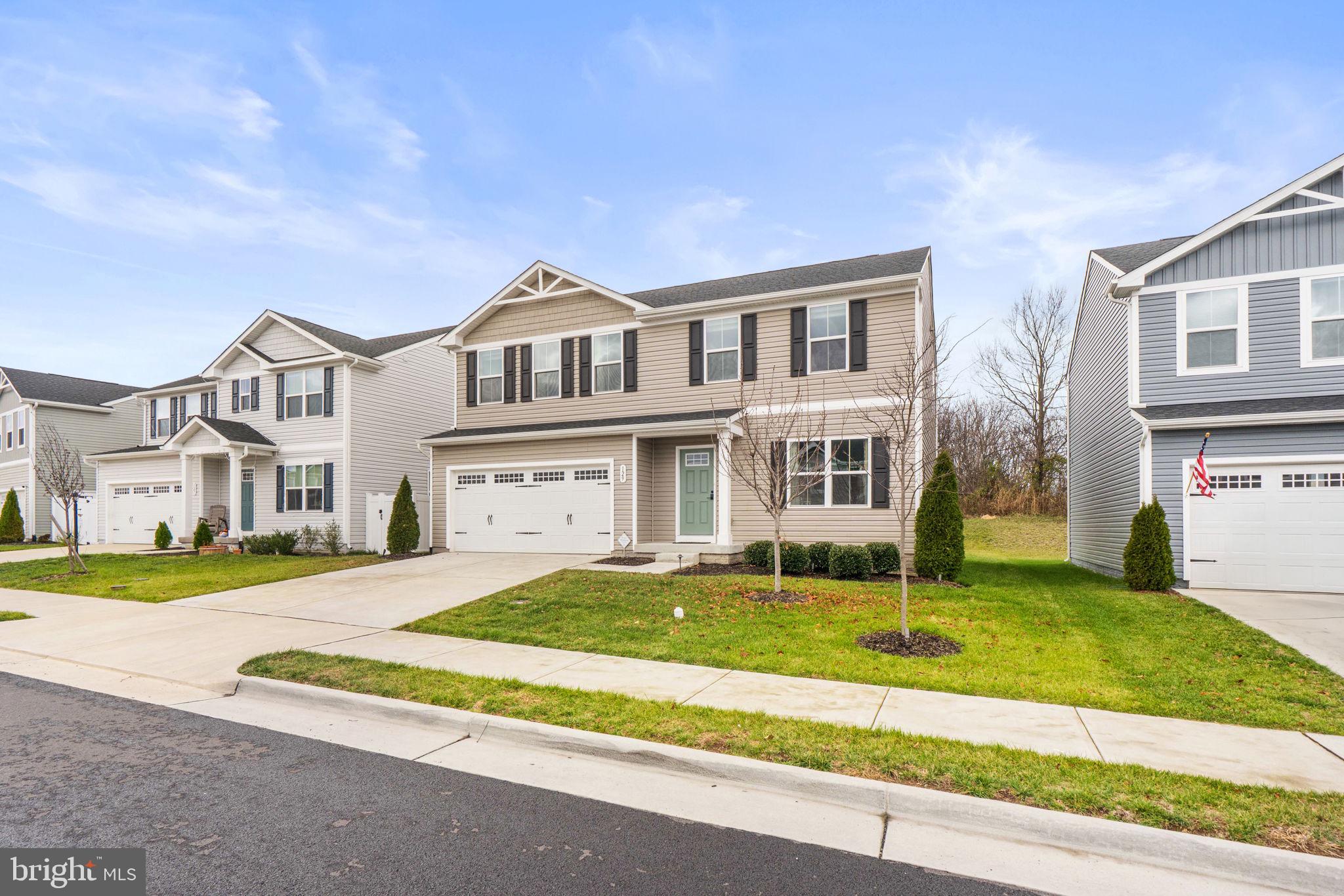 THE VILLAGE AT MIDDLETOWN - Residential