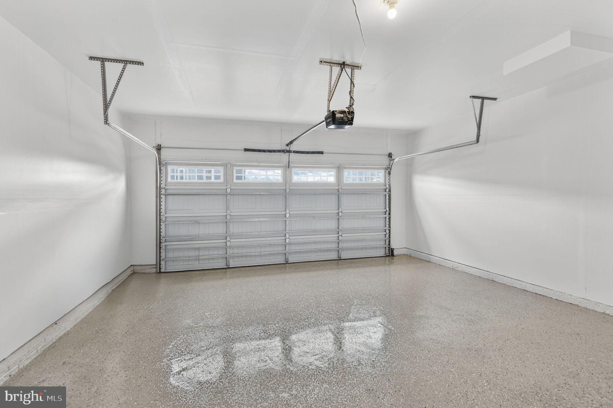 THE VILLAGE AT MIDDLETOWN - Residential