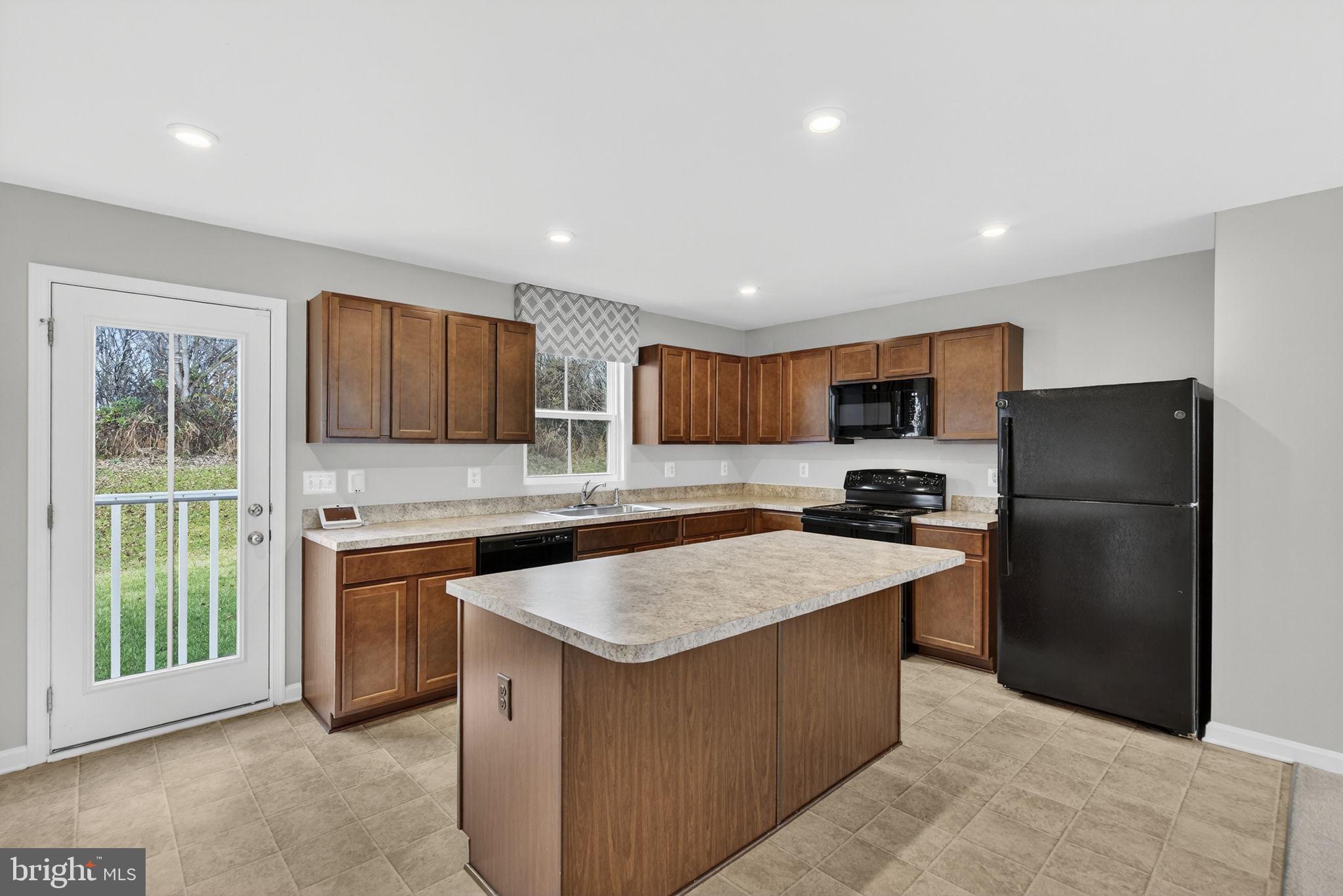 THE VILLAGE AT MIDDLETOWN - Residential