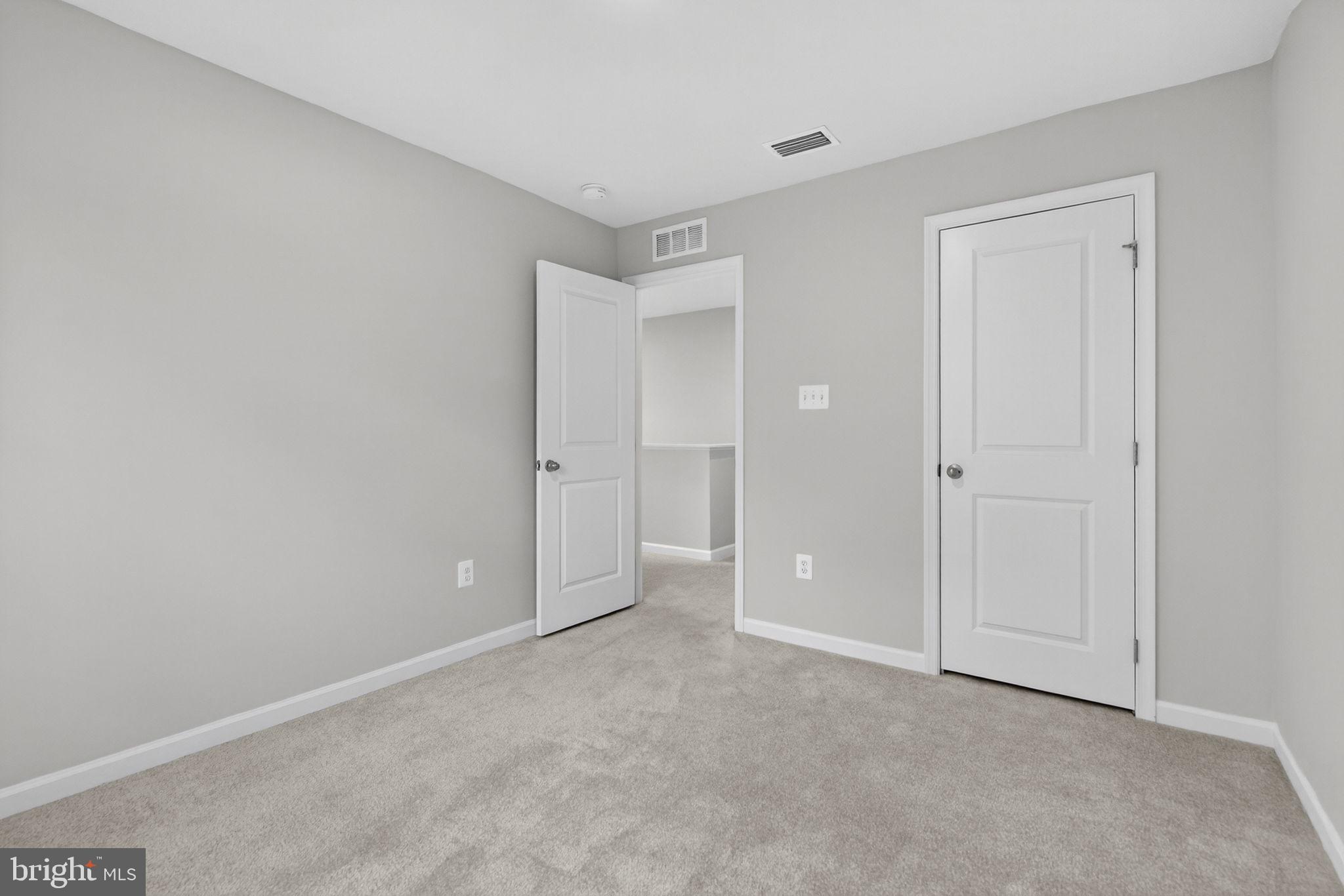 THE VILLAGE AT MIDDLETOWN - Residential