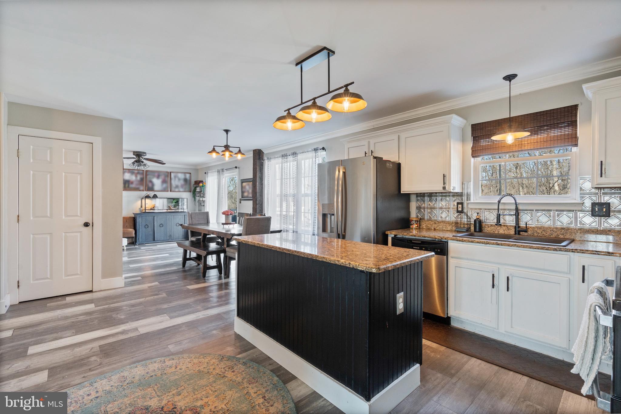 2613 CEDARHURST DRIVE