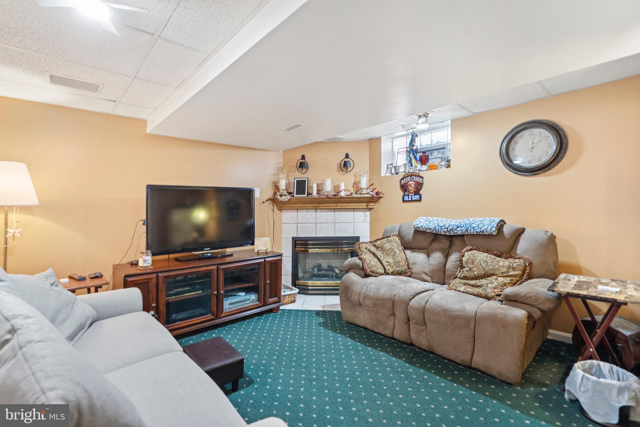 DOUBLE ROCK - Residential