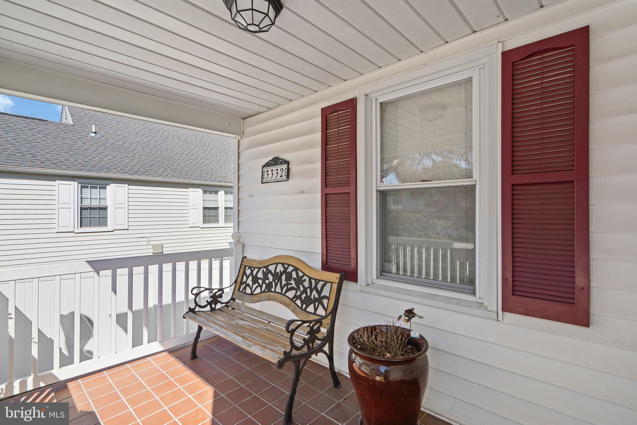 DOUBLE ROCK - Residential