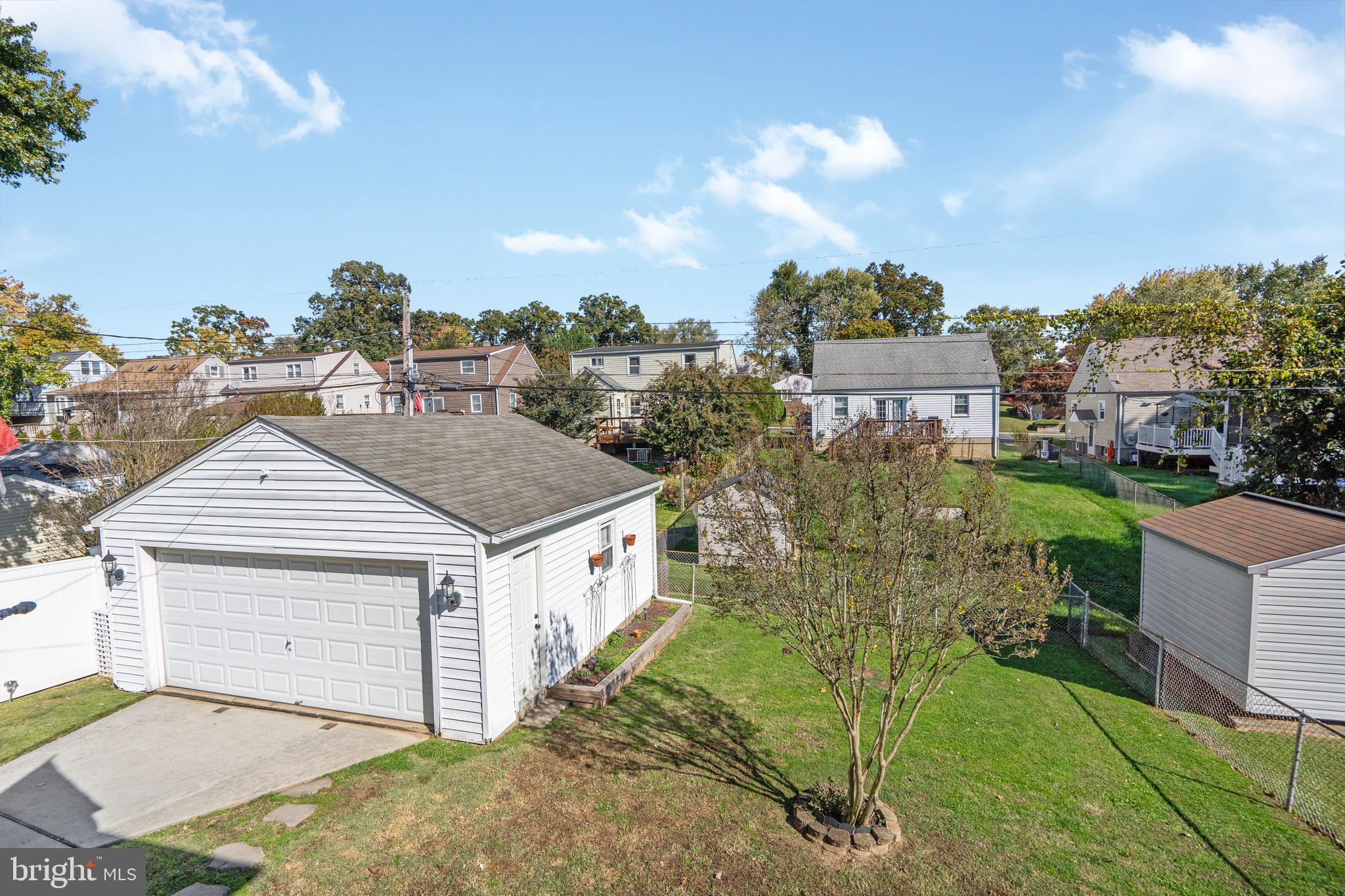 DOUBLE ROCK - Residential