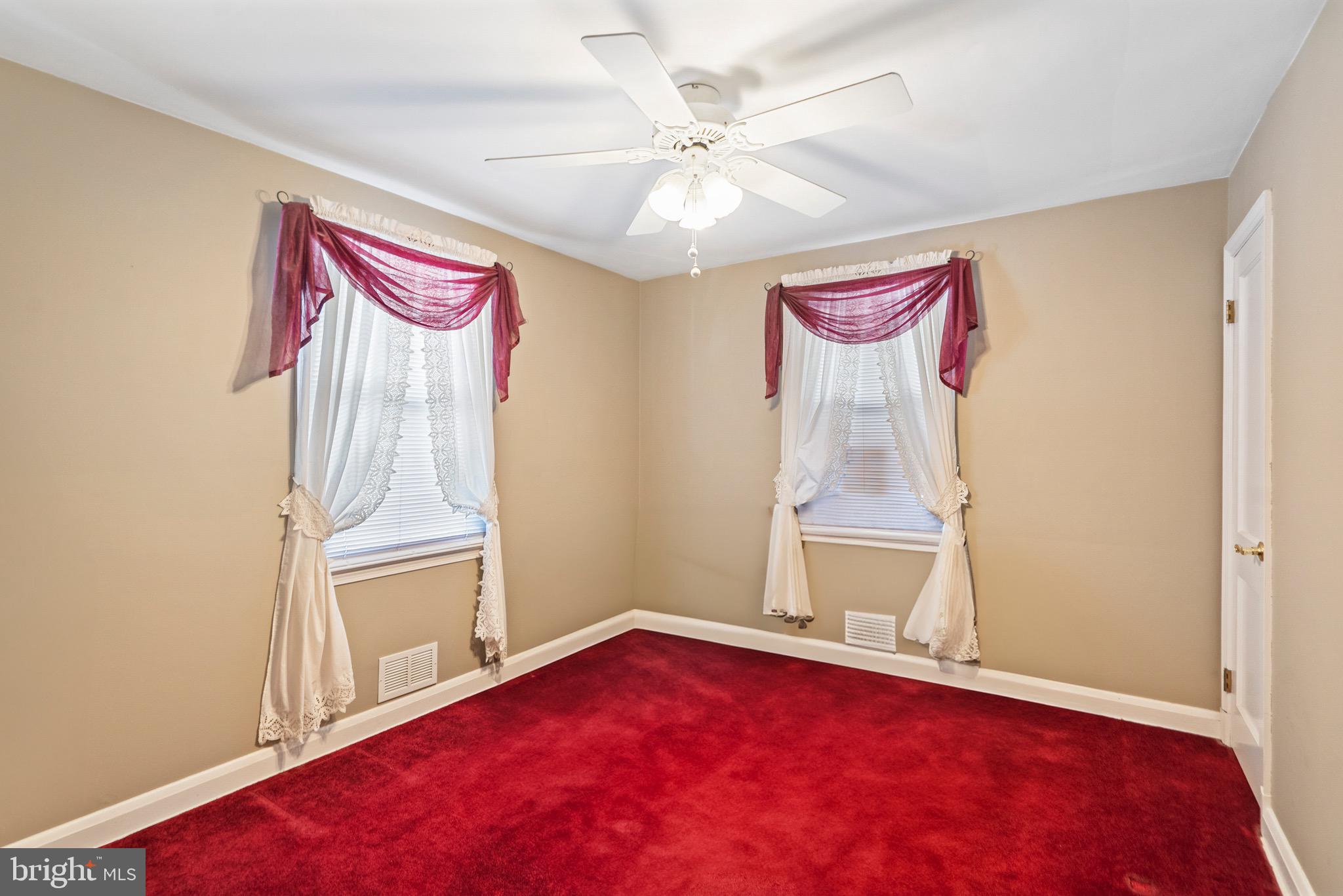 DOUBLE ROCK - Residential