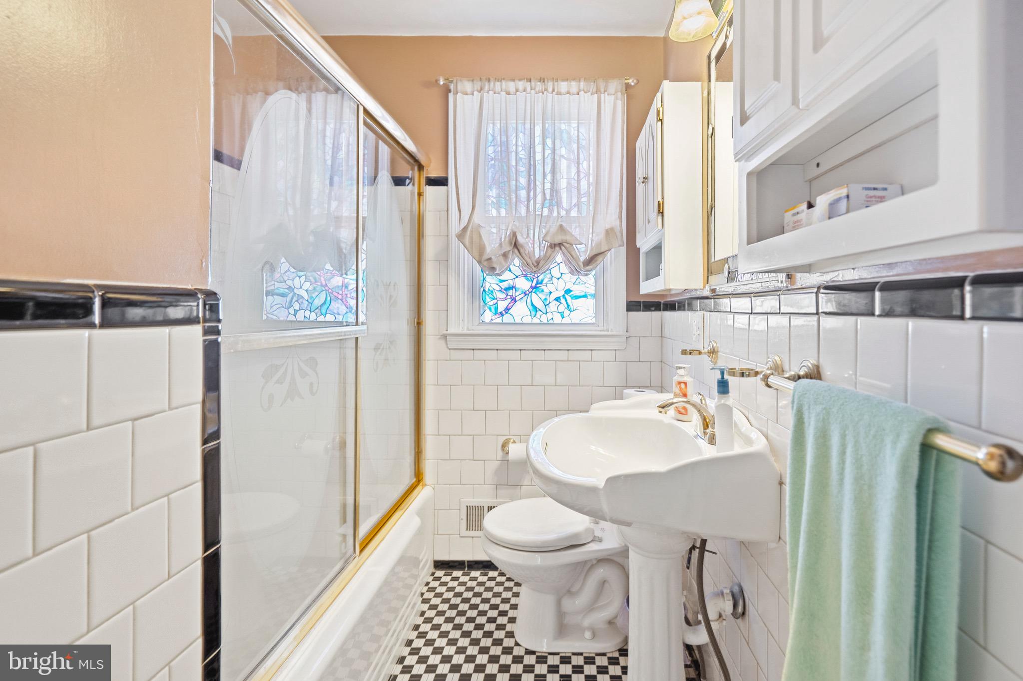 DOUBLE ROCK - Residential