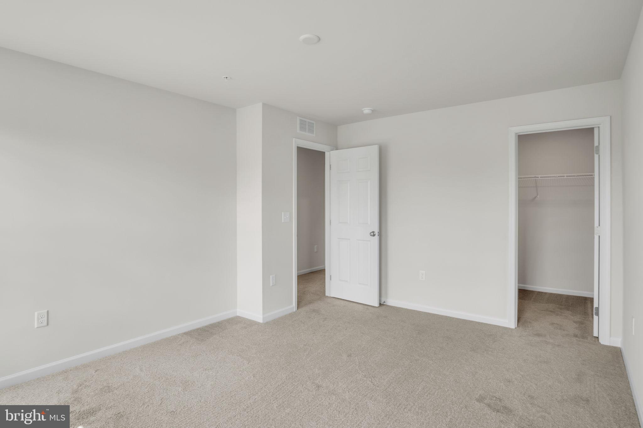 MAYAPPLE WOODS - Residential