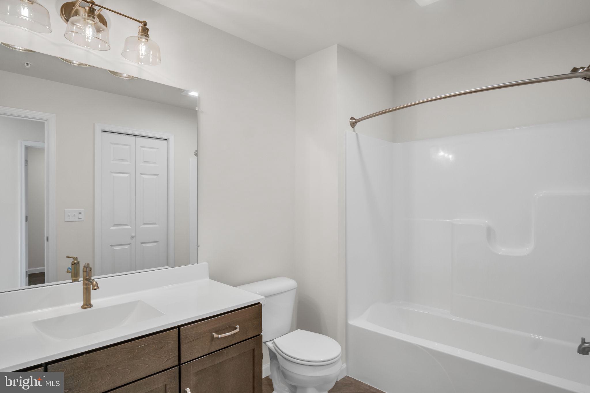 MAYAPPLE WOODS - Residential