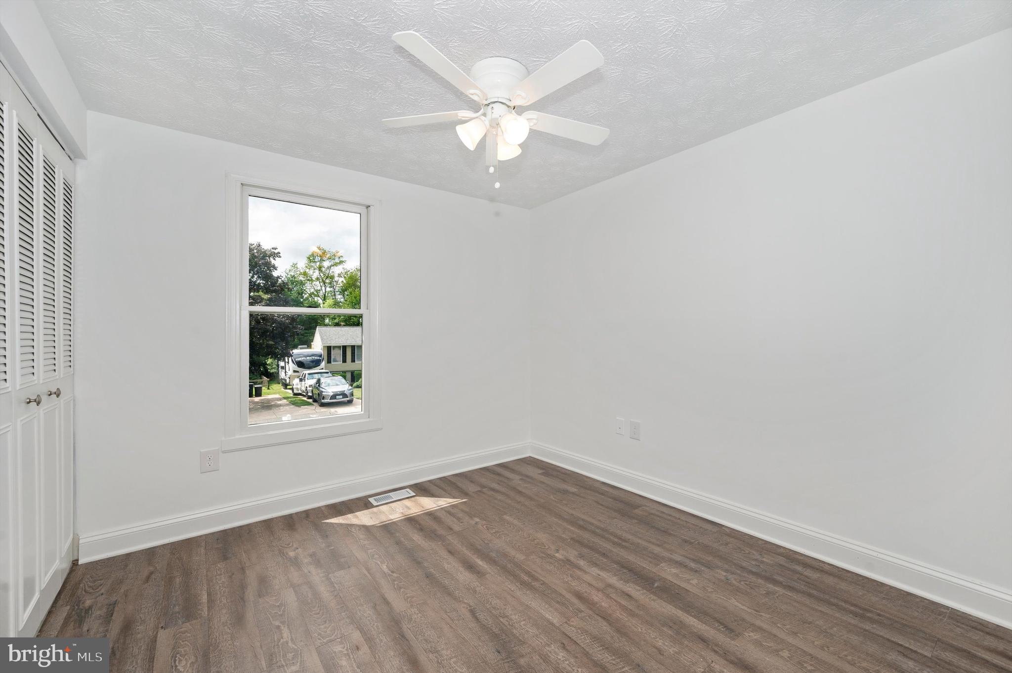 DIAMOND HILLS - Residential