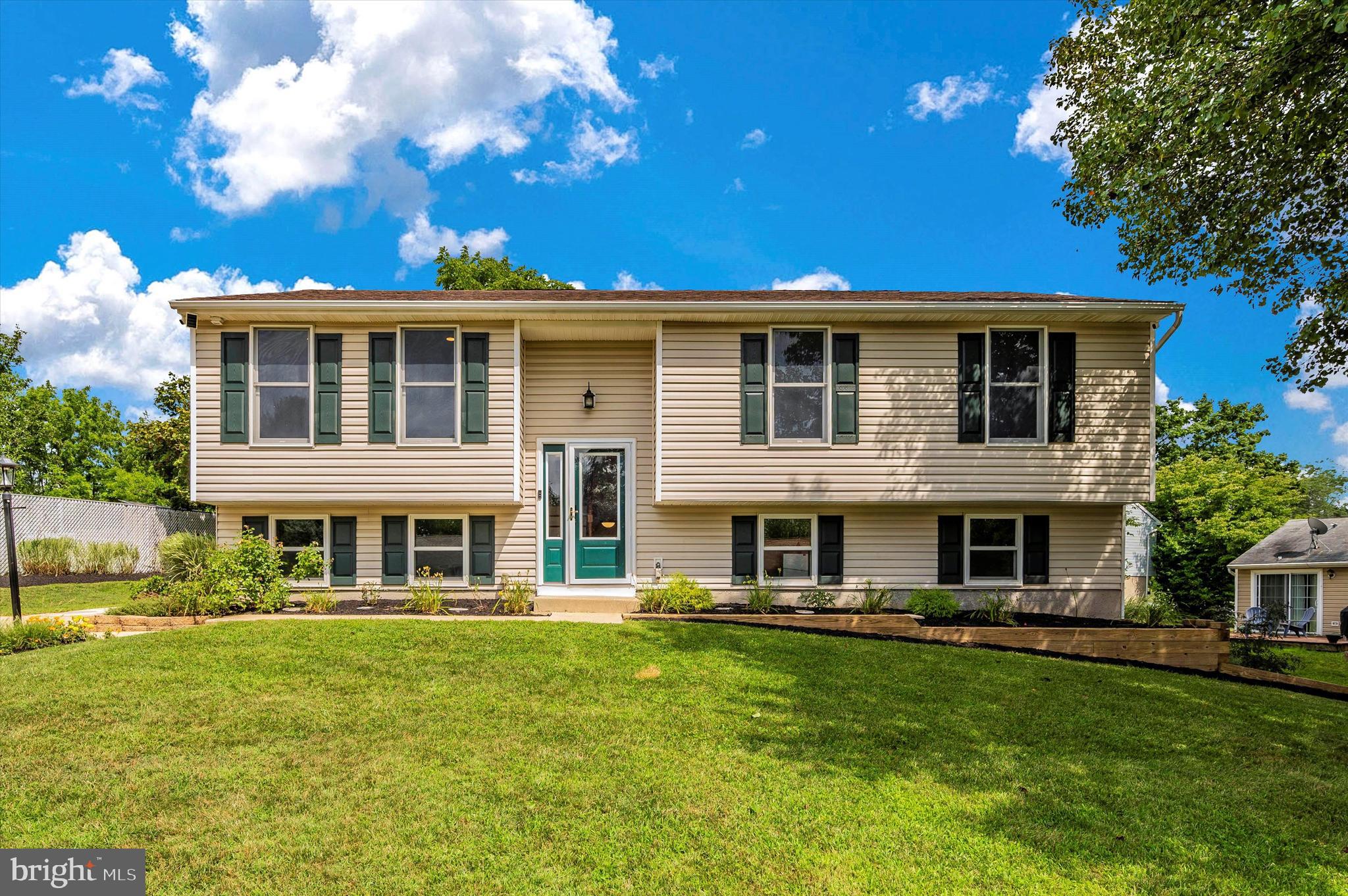 DIAMOND HILLS - Residential