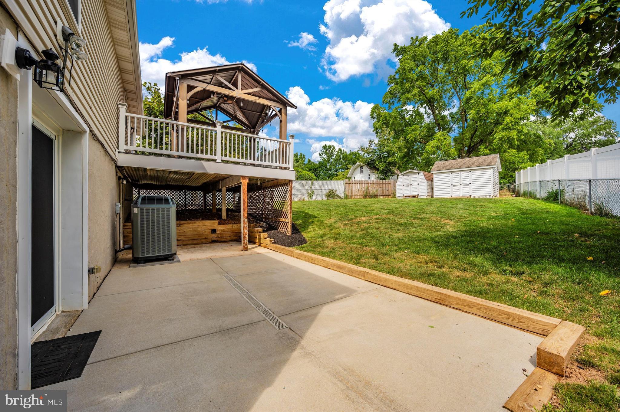 DIAMOND HILLS - Residential