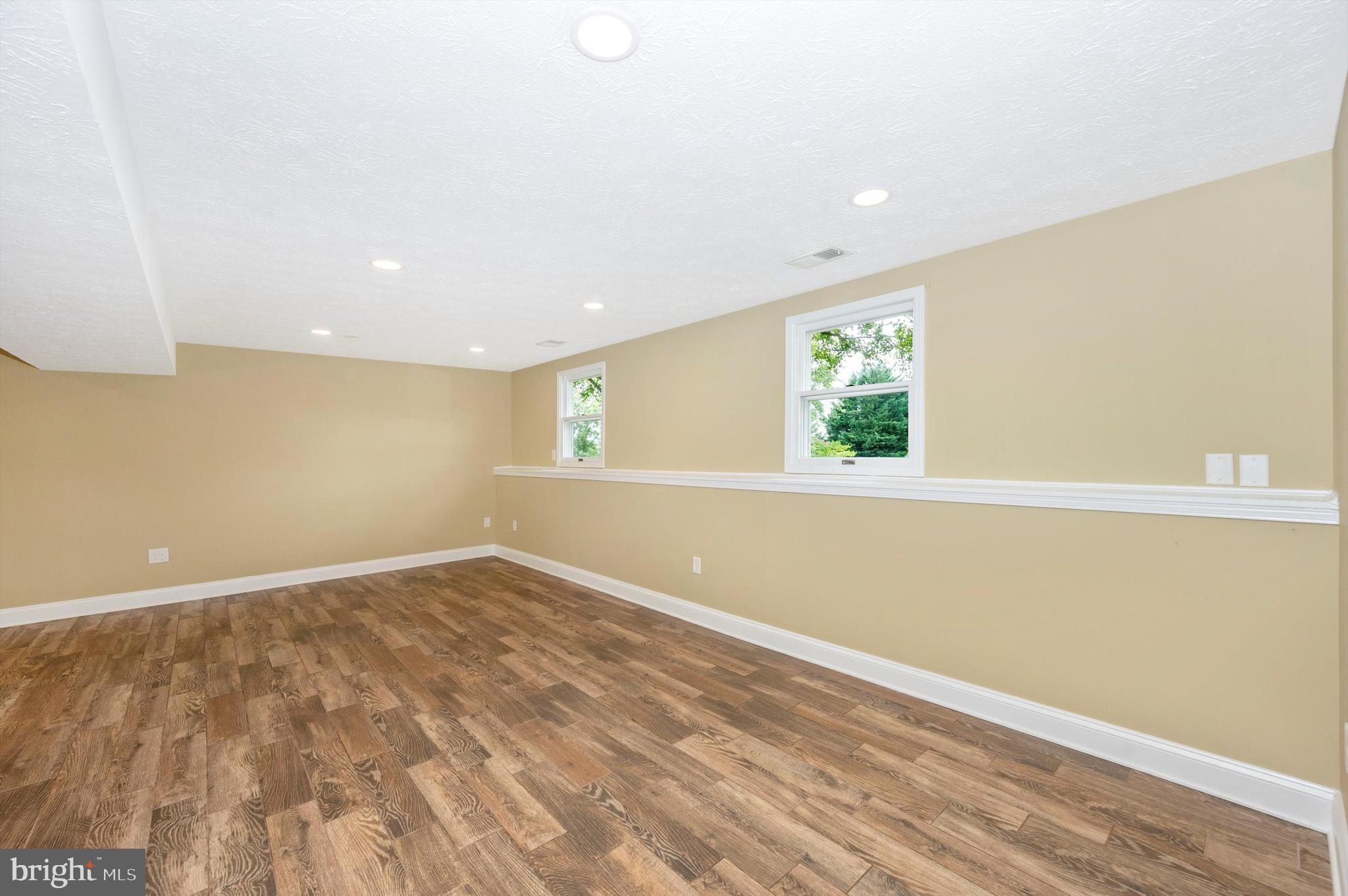 DIAMOND HILLS - Residential