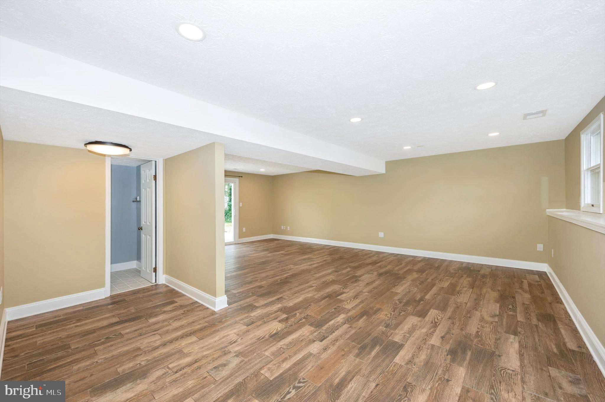 DIAMOND HILLS - Residential