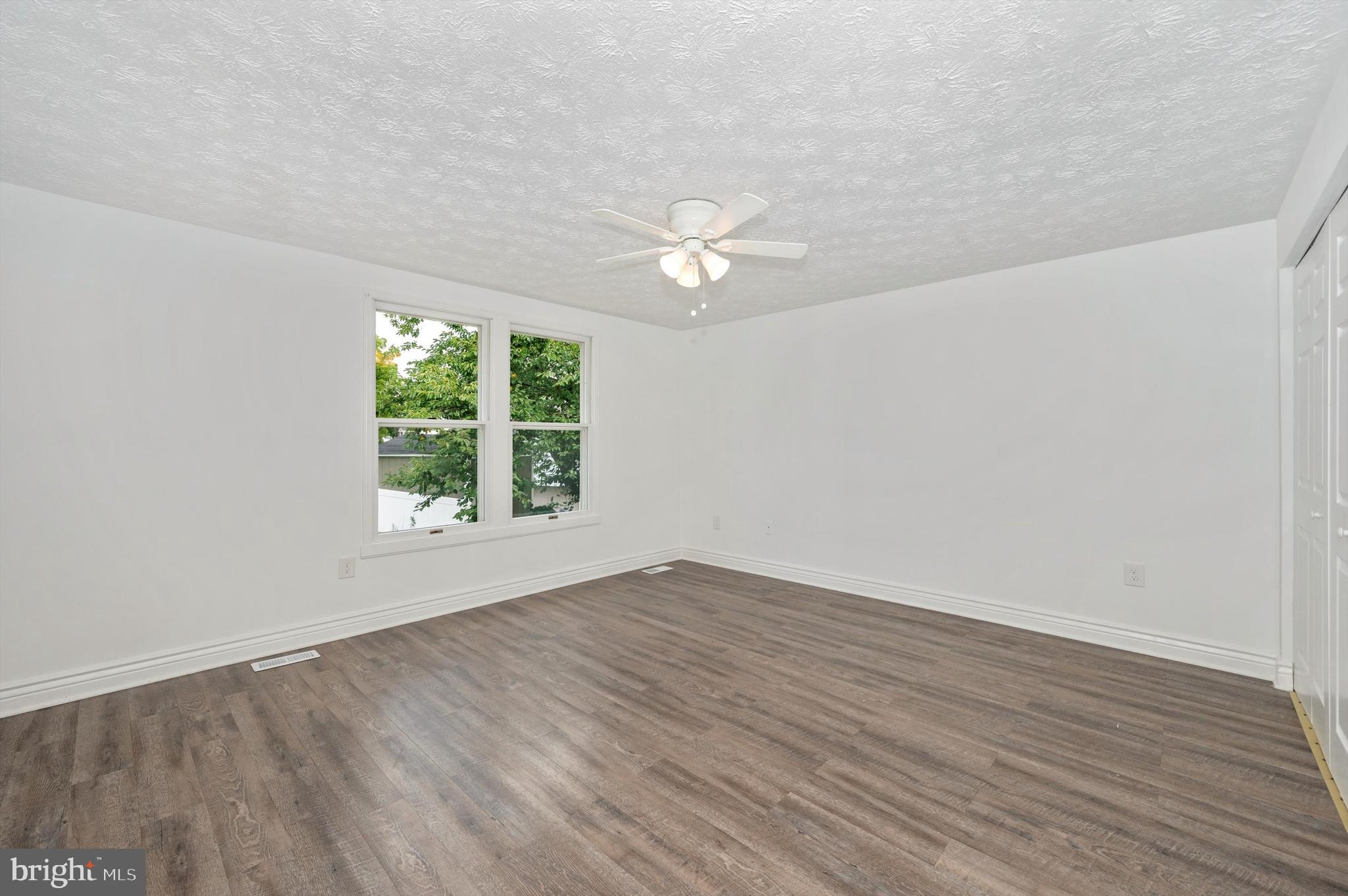 DIAMOND HILLS - Residential