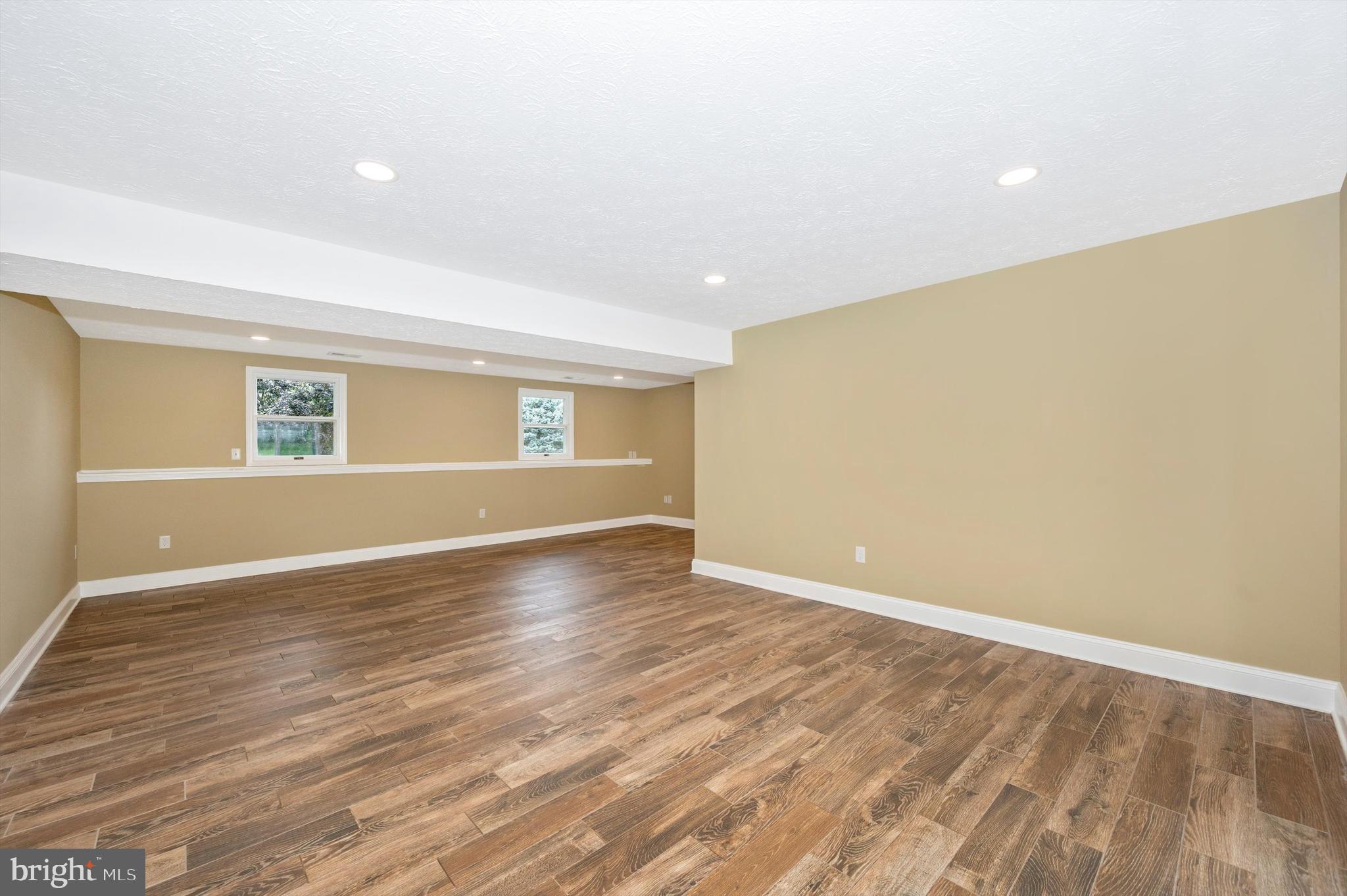 DIAMOND HILLS - Residential